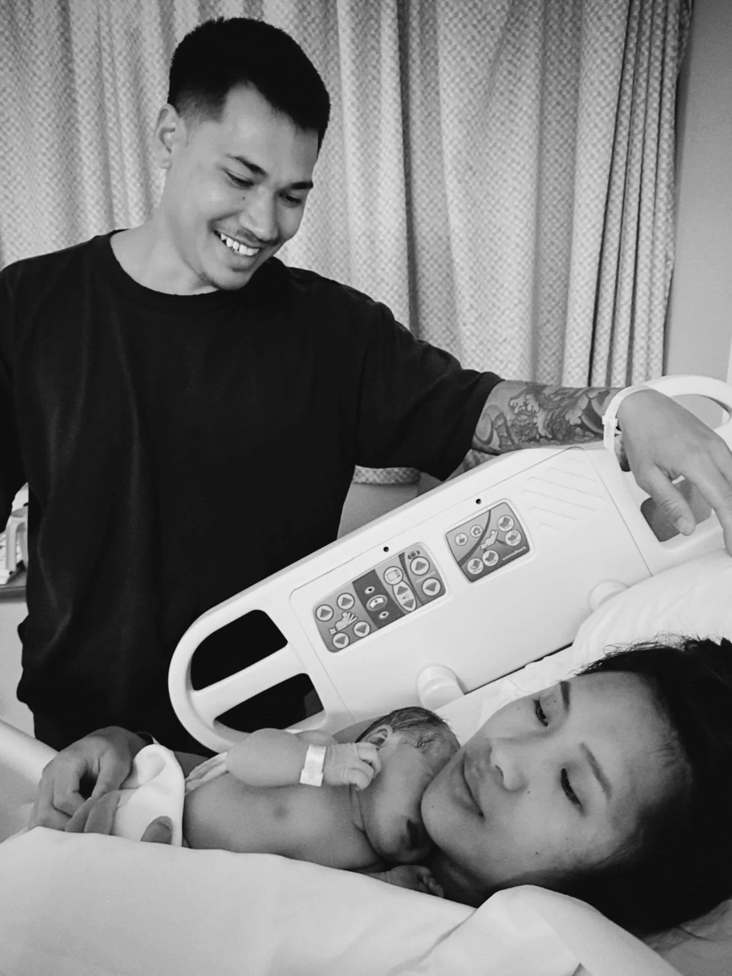 These two displayed a beautiful connection and were a solid team through the unexpected rapid pace of labor, with only five hours from first contraction to baby being born. 

As I whispered in her ear, I looked over my shoulder to see the wonder and 