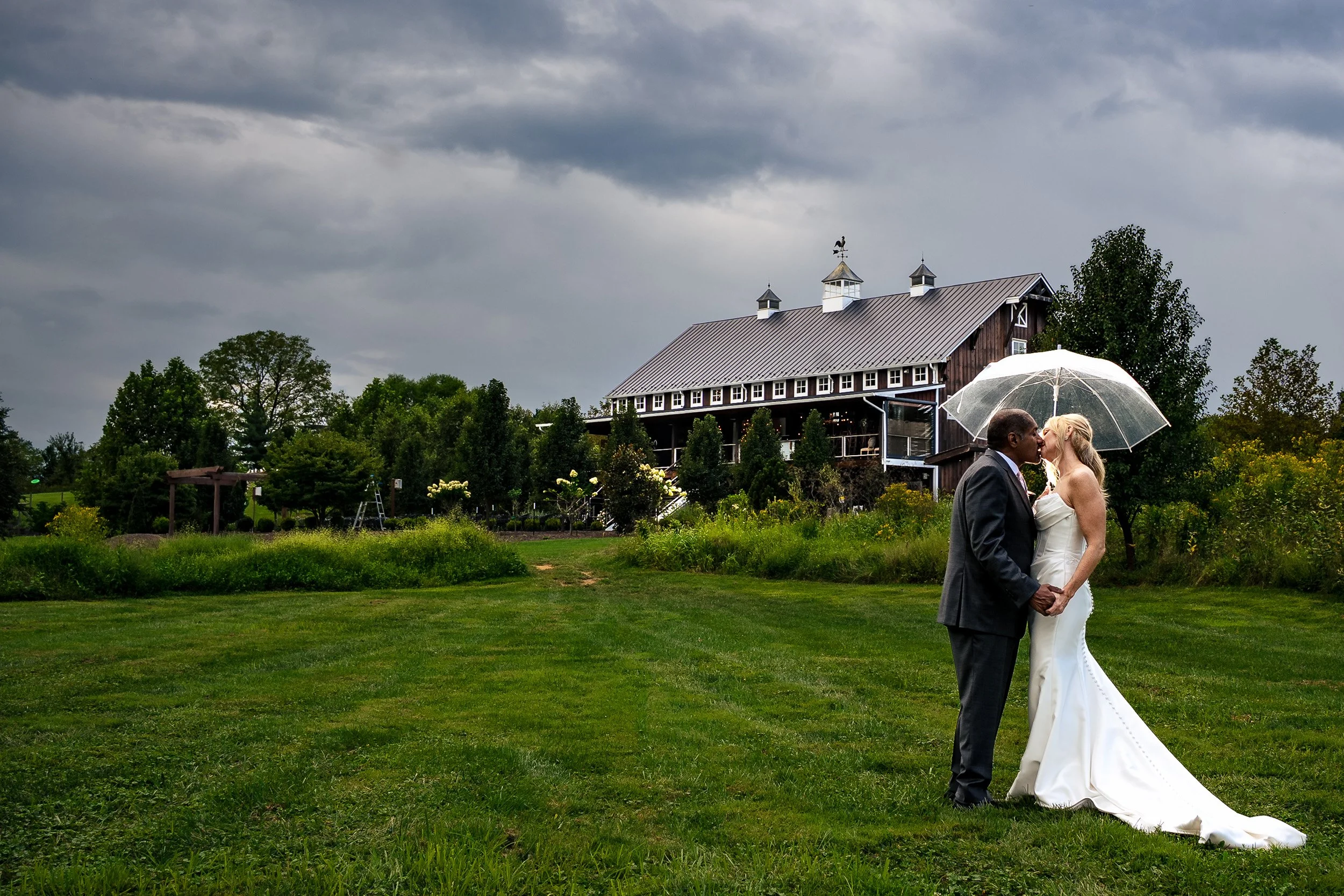 06-manassas-va-wedding-venue-couple-portrait.jpg