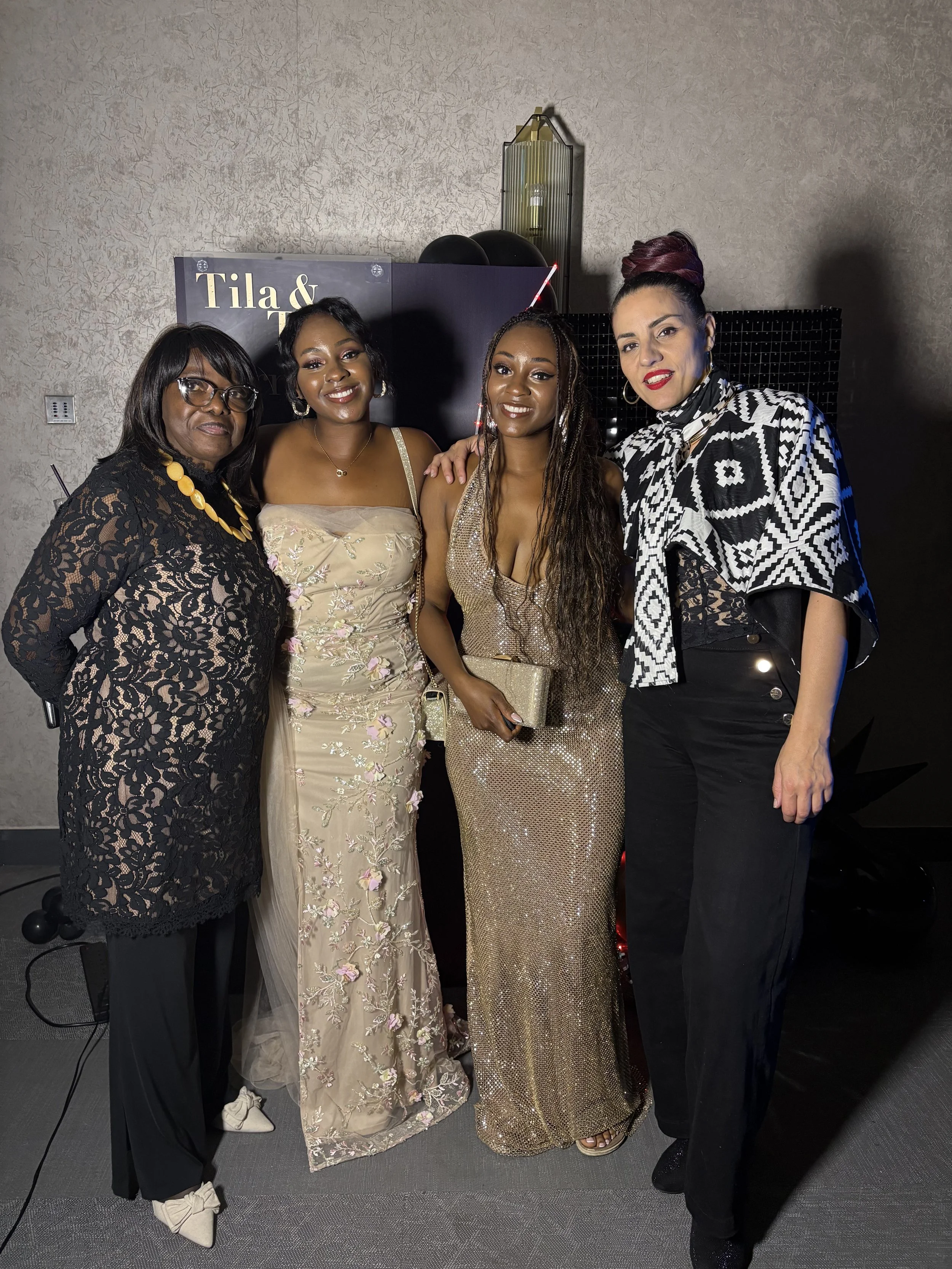 Tila | Tavelah & Sheila Hawarth