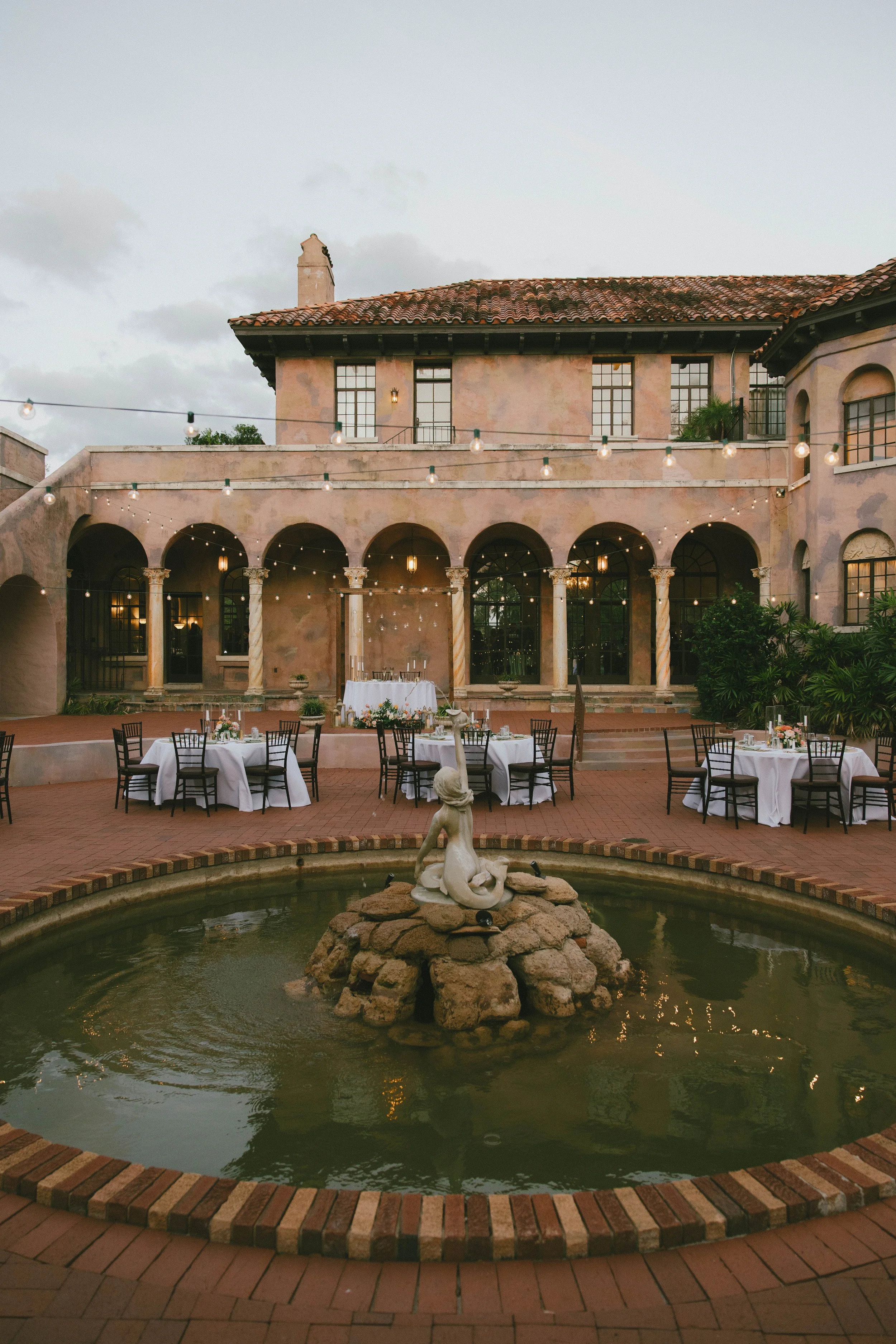Beautiful Venues Don’t Create Great Photos — Photographers Do.