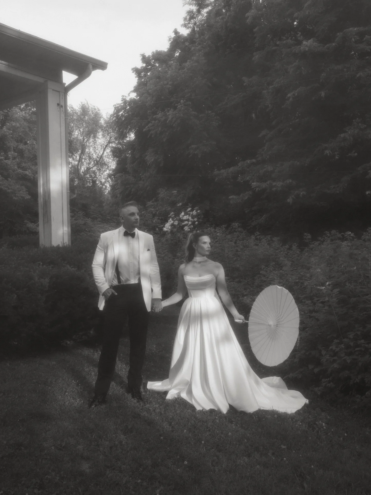 Dreaming of a midwest summer 🕊️✨ 

HOST: @honeylensimaging 

MODELS: @emilystachyra 

@scuba_steve_007 

FLORAL: @themarshmallowmonkey 

PLANNING: @obsessiondesignstudio 

MAKEUP: @theglamlabindy 

HAIR: @andiek.artistry 

DRESS: @weddingstudiocarme