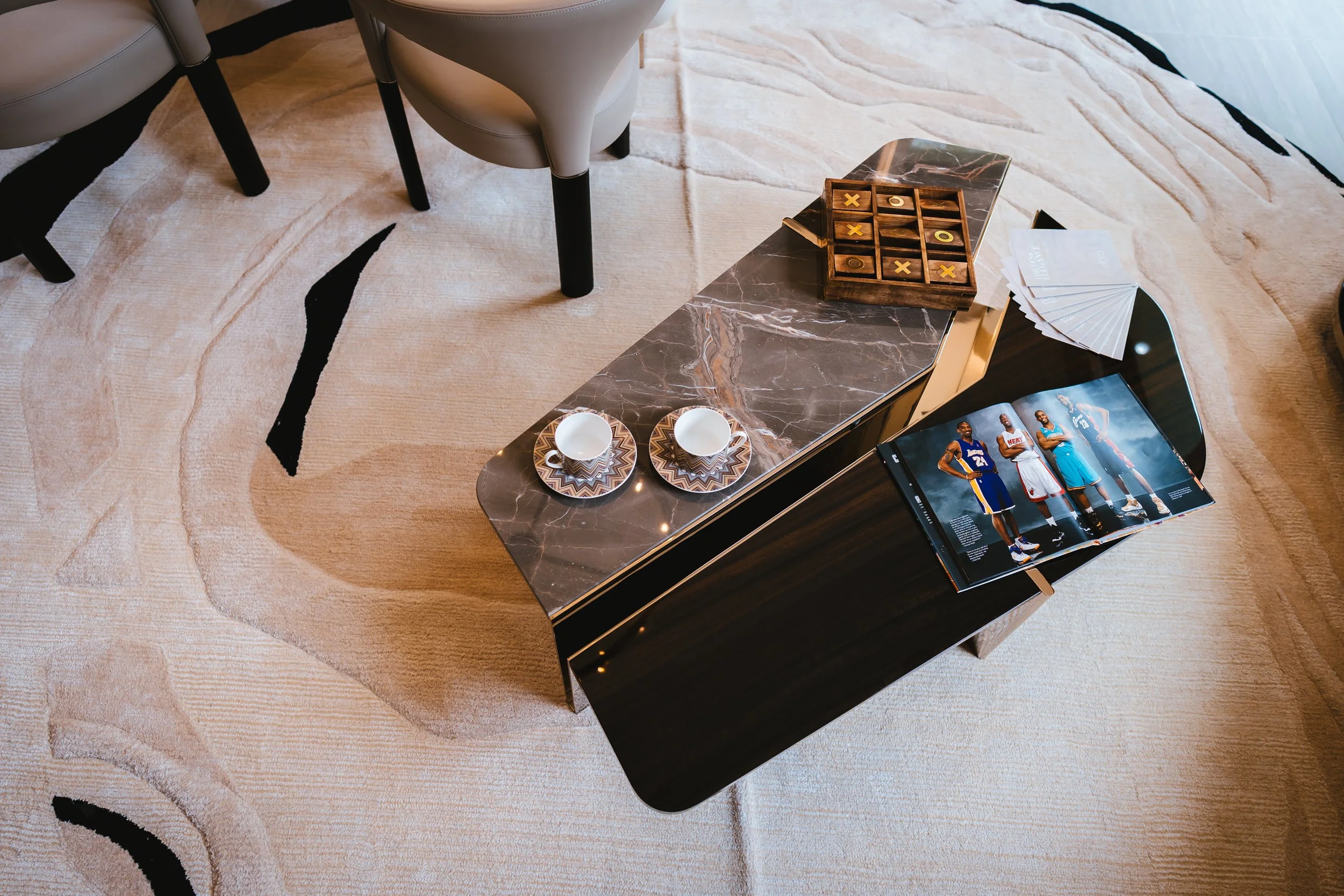 Luxury furniture center table Elbra