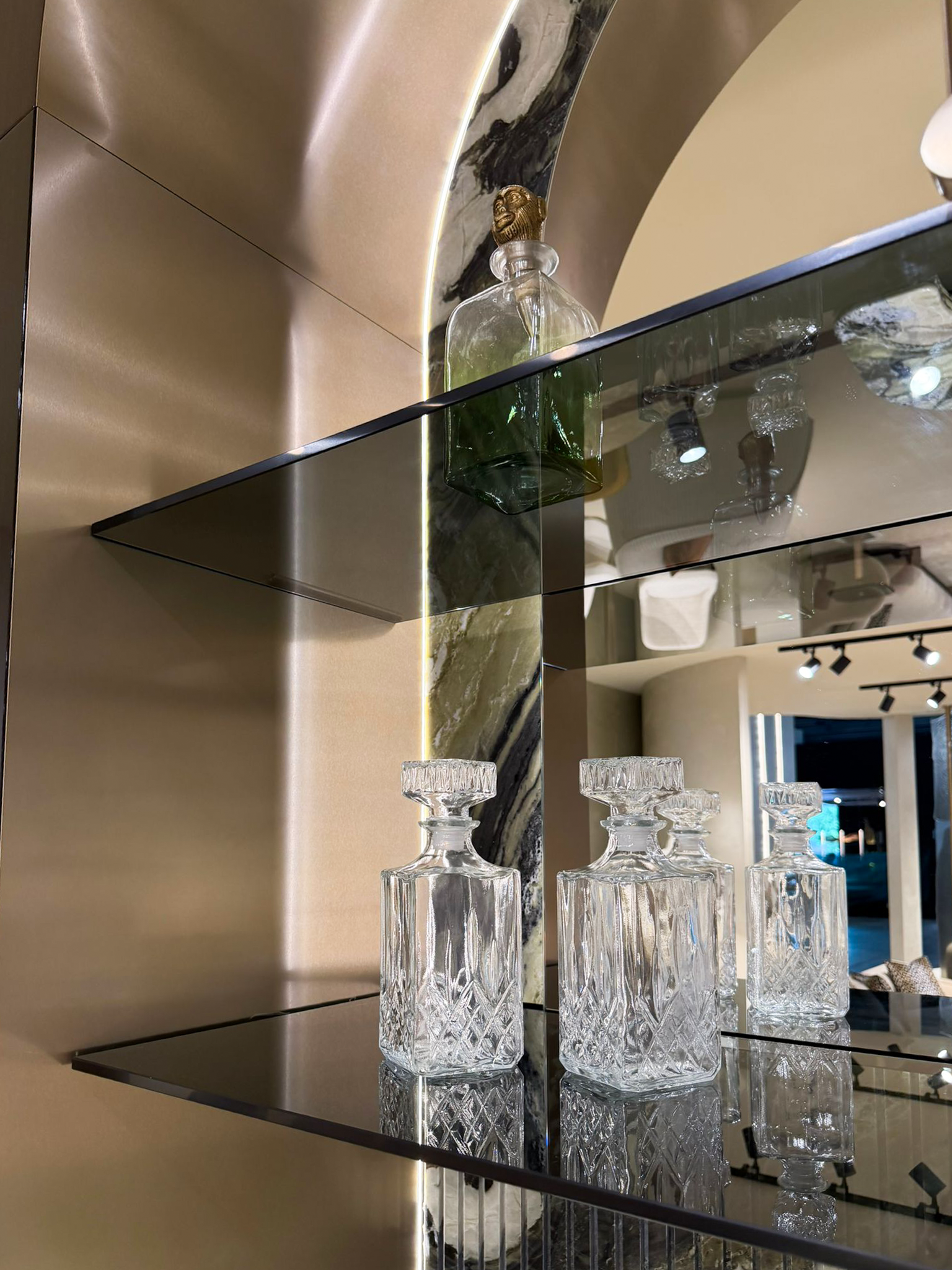 bar 2 (1) edited.png