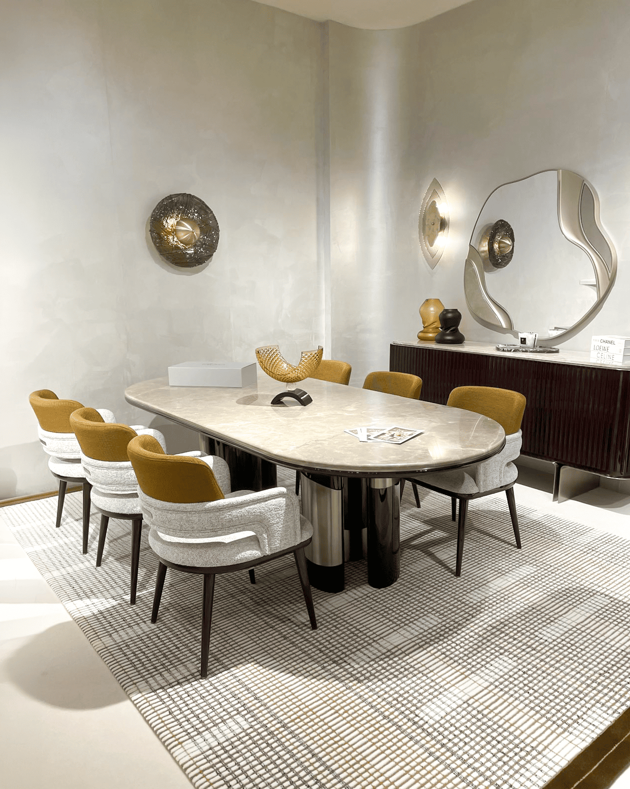 Milan 2026 phone photos (17).png