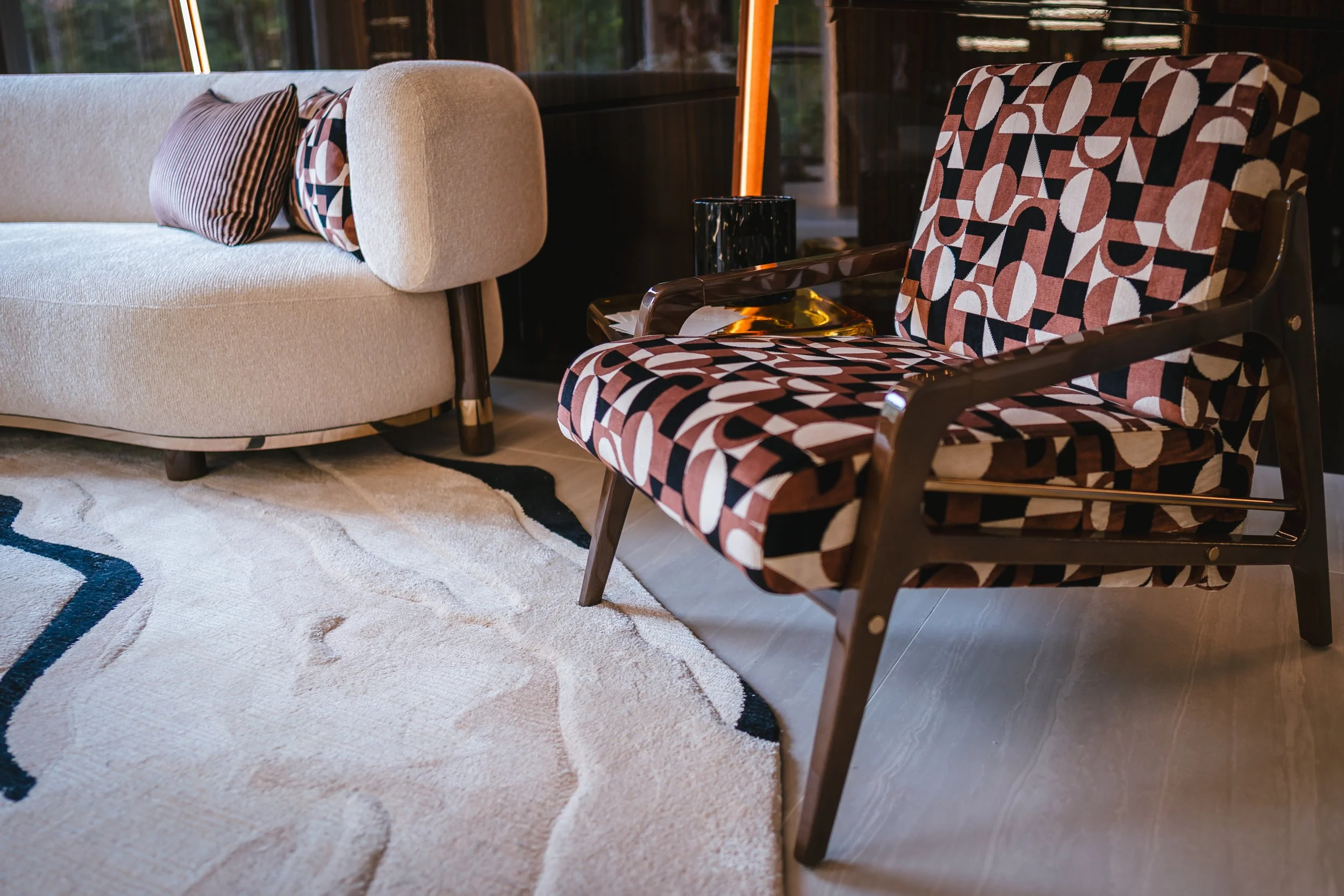 Ticol armchair Elbra