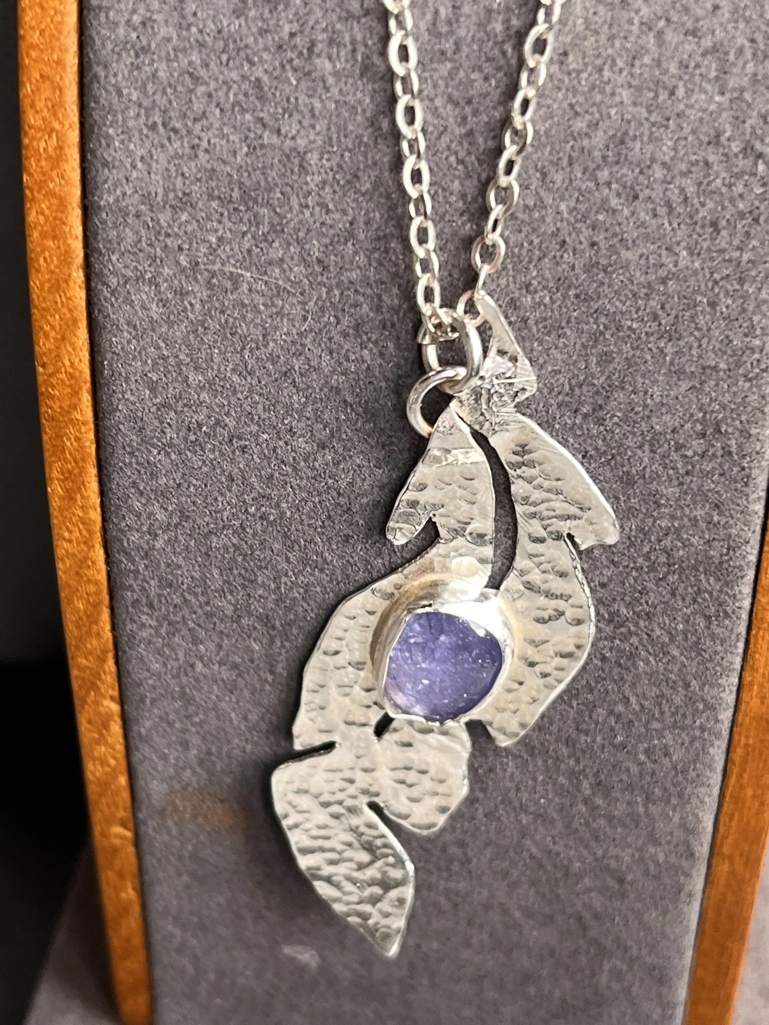 Fine Silver Repousse Leaf pendant w/Tanzanite