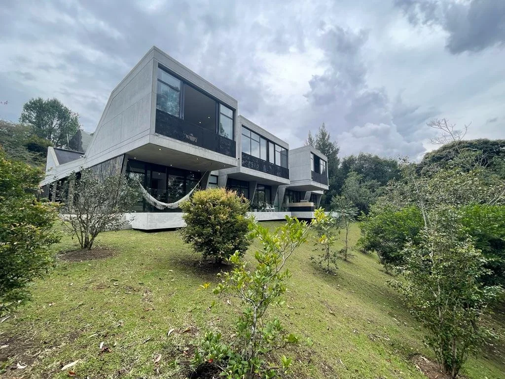 WhatsApp Image 2023-05-12 at 12.07.36 PM (12).jpeg