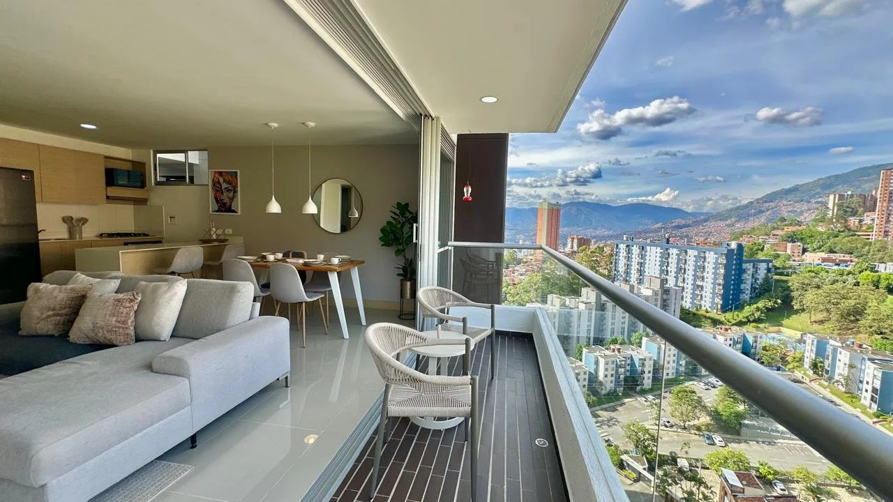 Loma del Indio Apartment