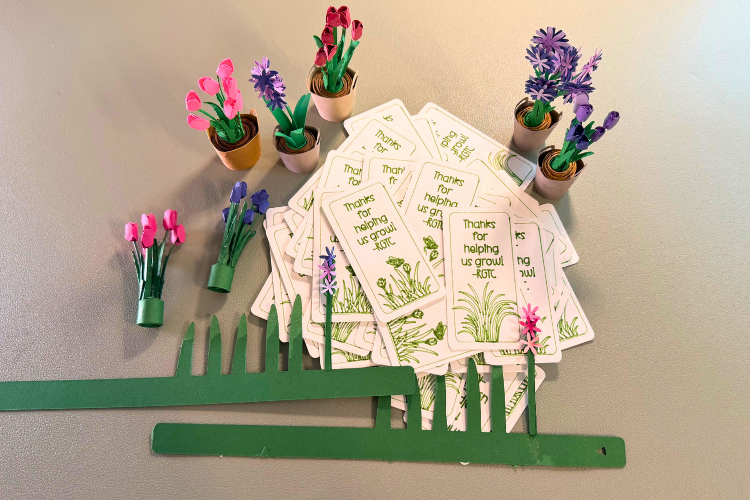 Mini Paper Flower Gift Bags: A Handcrafted Customer Appreciation Project