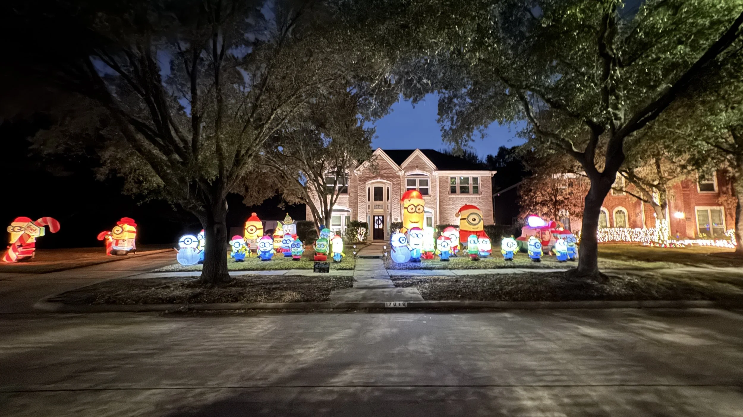 17019 Chapel park Way : Minion House