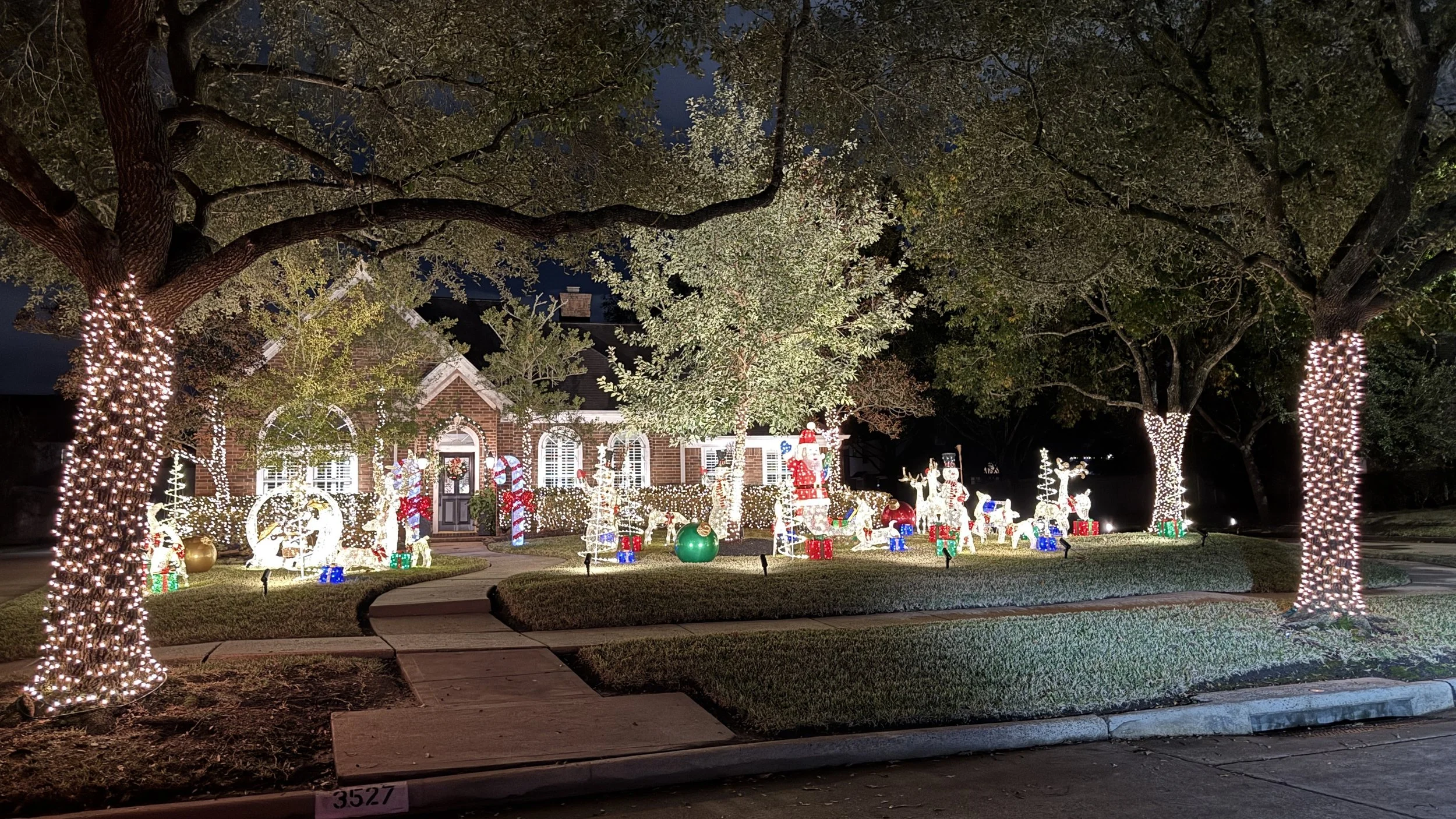 3527 E Pine Brook Way: Reindeer Nativity House