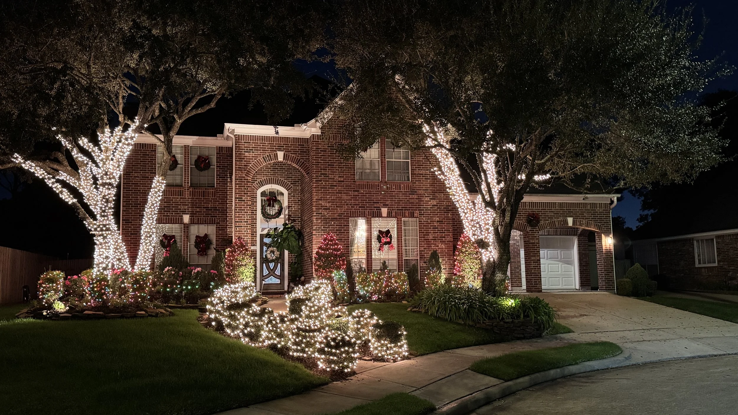 17119 Loblolly Bay Ct: Wreath House