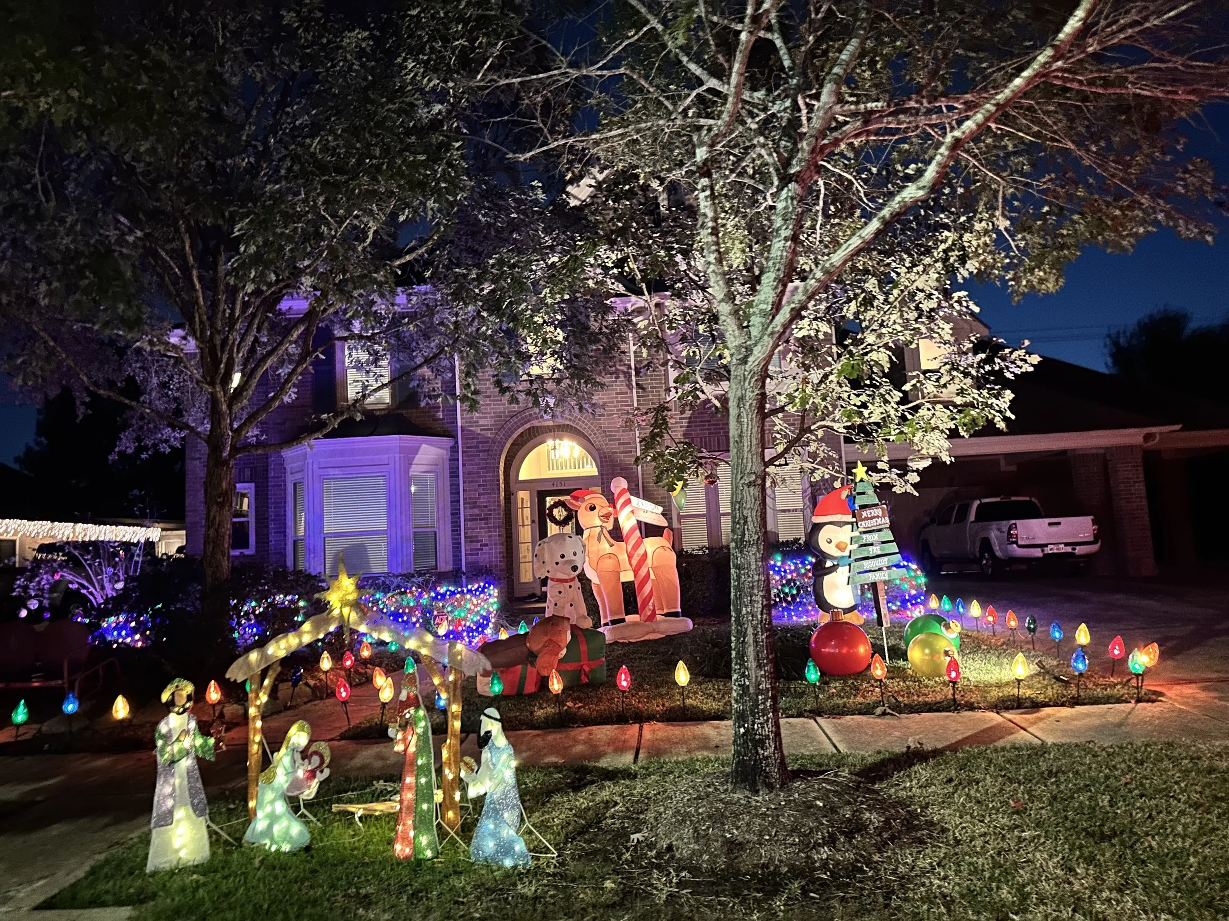 4151 Pine Crest Trail: Colorful Nativity