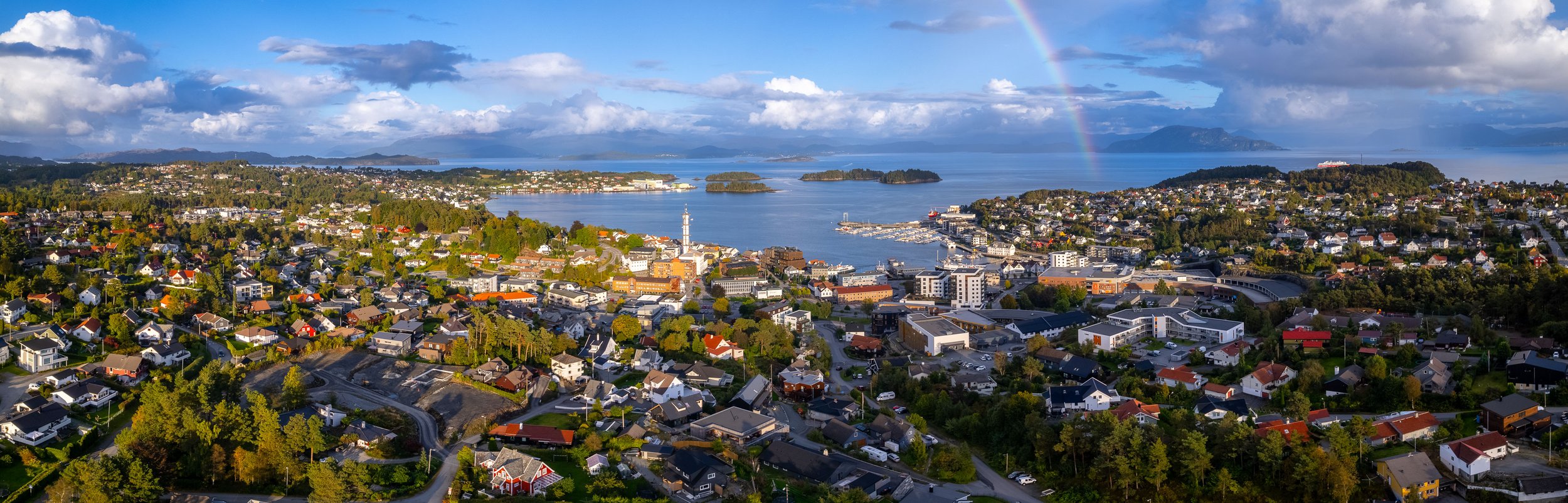 Leirvik panorama--2.jpg