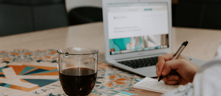 Charte éditoriale : comment la réussir ?