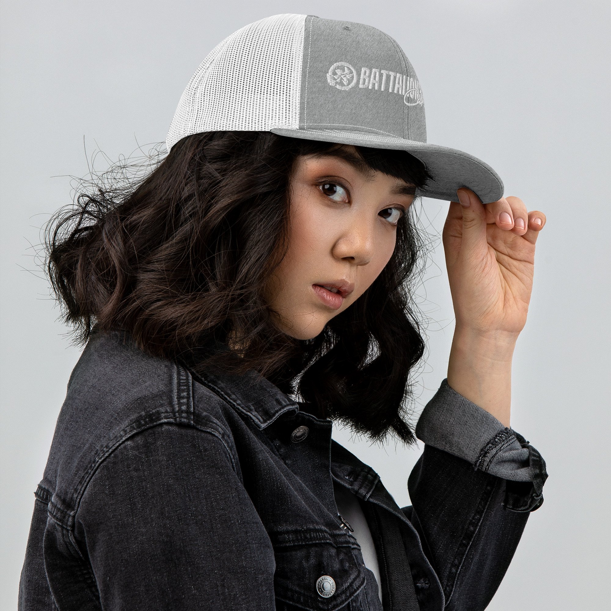 snapback-trucker-cap-heather-grey-white-right-side-686e86040da02.jpg