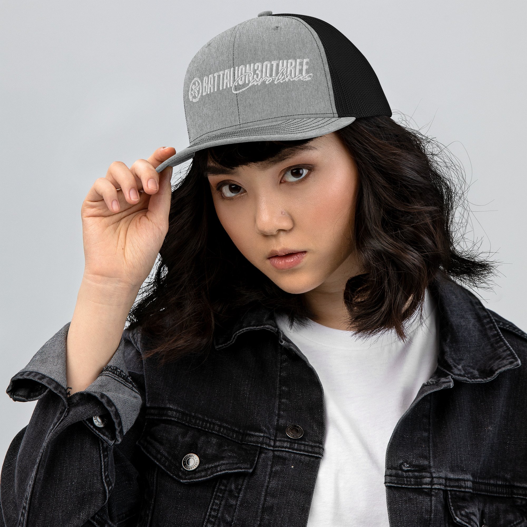 snapback-trucker-cap-heather-grey-black-front-686e86040dc99.jpg