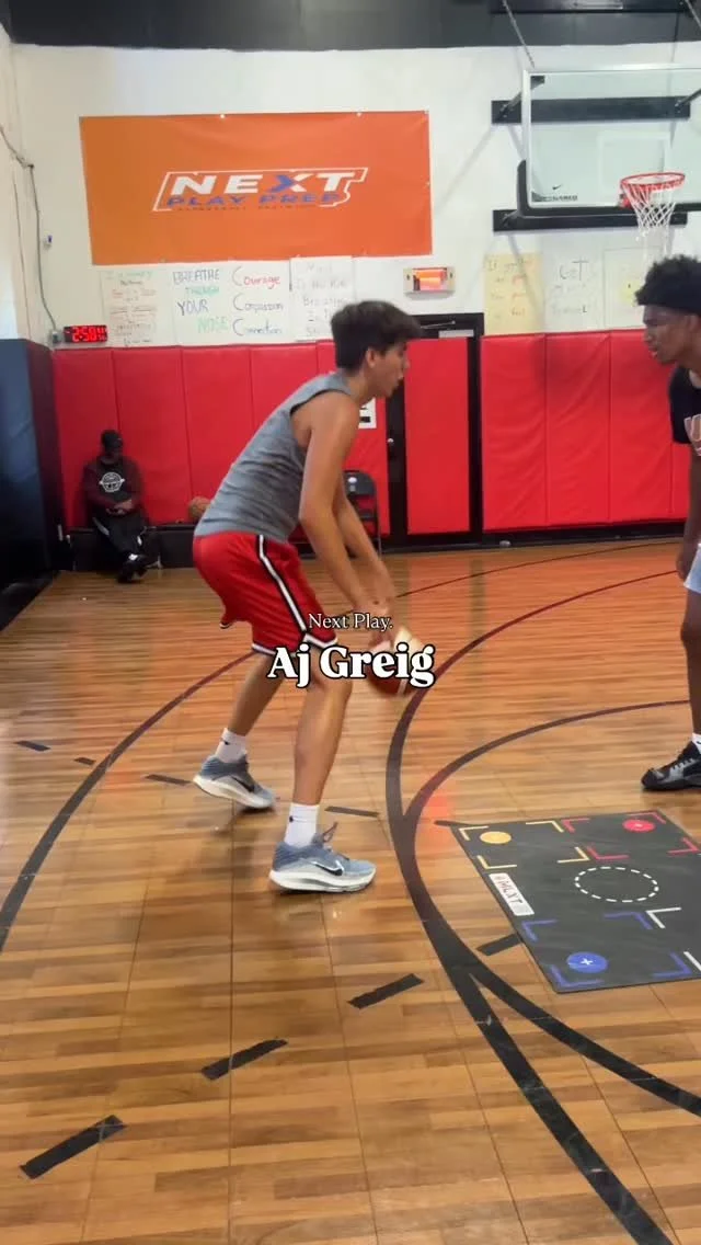Wasian gang stir fry chicken wonton session with @aj_bucket hoo was tight at me this whole workout for not calling more fouls for him LOLLL all love always my guy 🫂 (Asian bow)