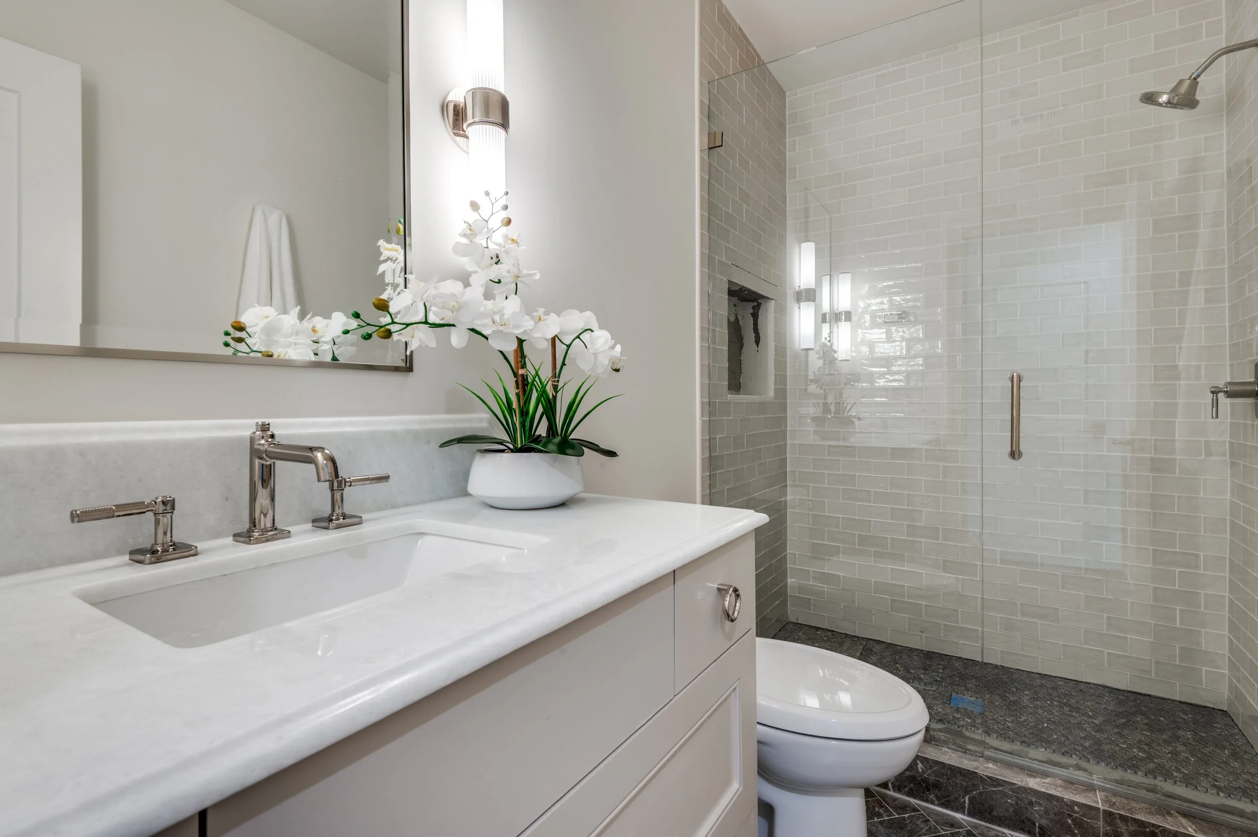6513-lakeshore-dr-dallas-tx-75214-2-High-Res-6.jpg