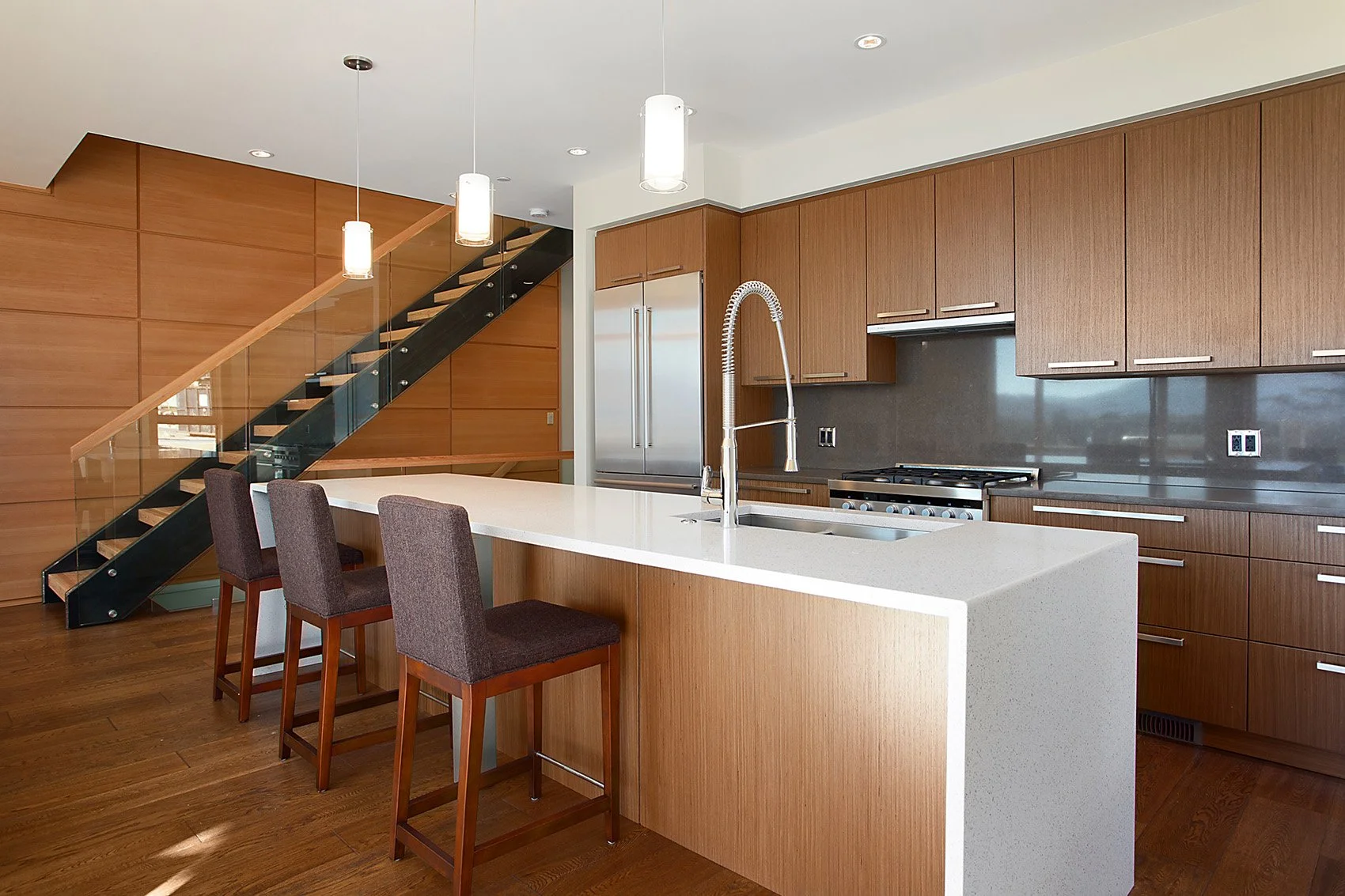 west-coast-modern-townhouse-condo-design.jpg