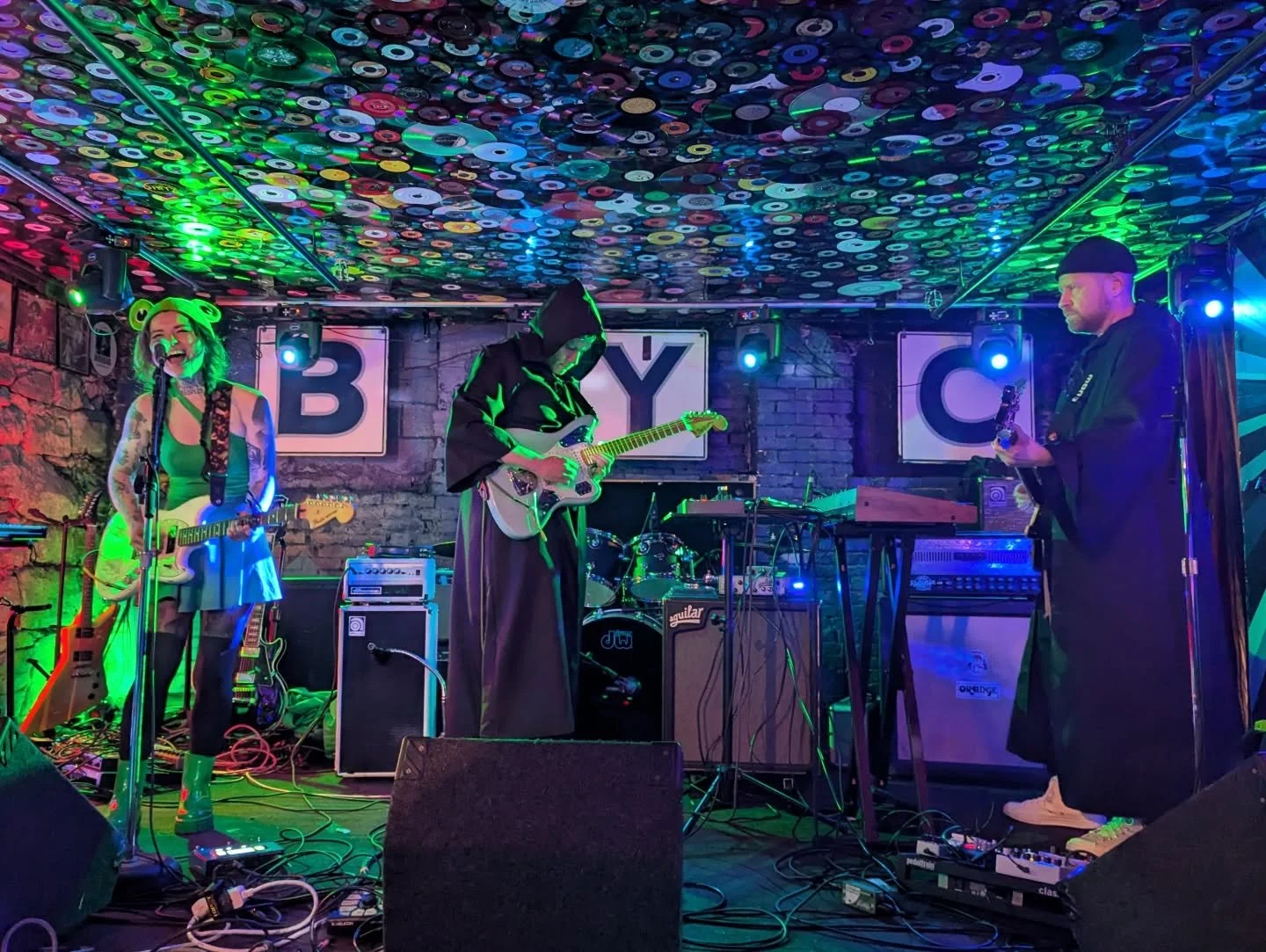 &ldquo;Be the ✨cult✨ you want to see in the world&rdquo; - 🐸 
.
11/24 at @bycseattle with @thevelvetheartbreak and @2librasband 🙏
.
#seattlemusic #seattlemusicscene #seattlemusician #seattleband #seattlemusicians #seattlebands #belltwonyachtclub #m