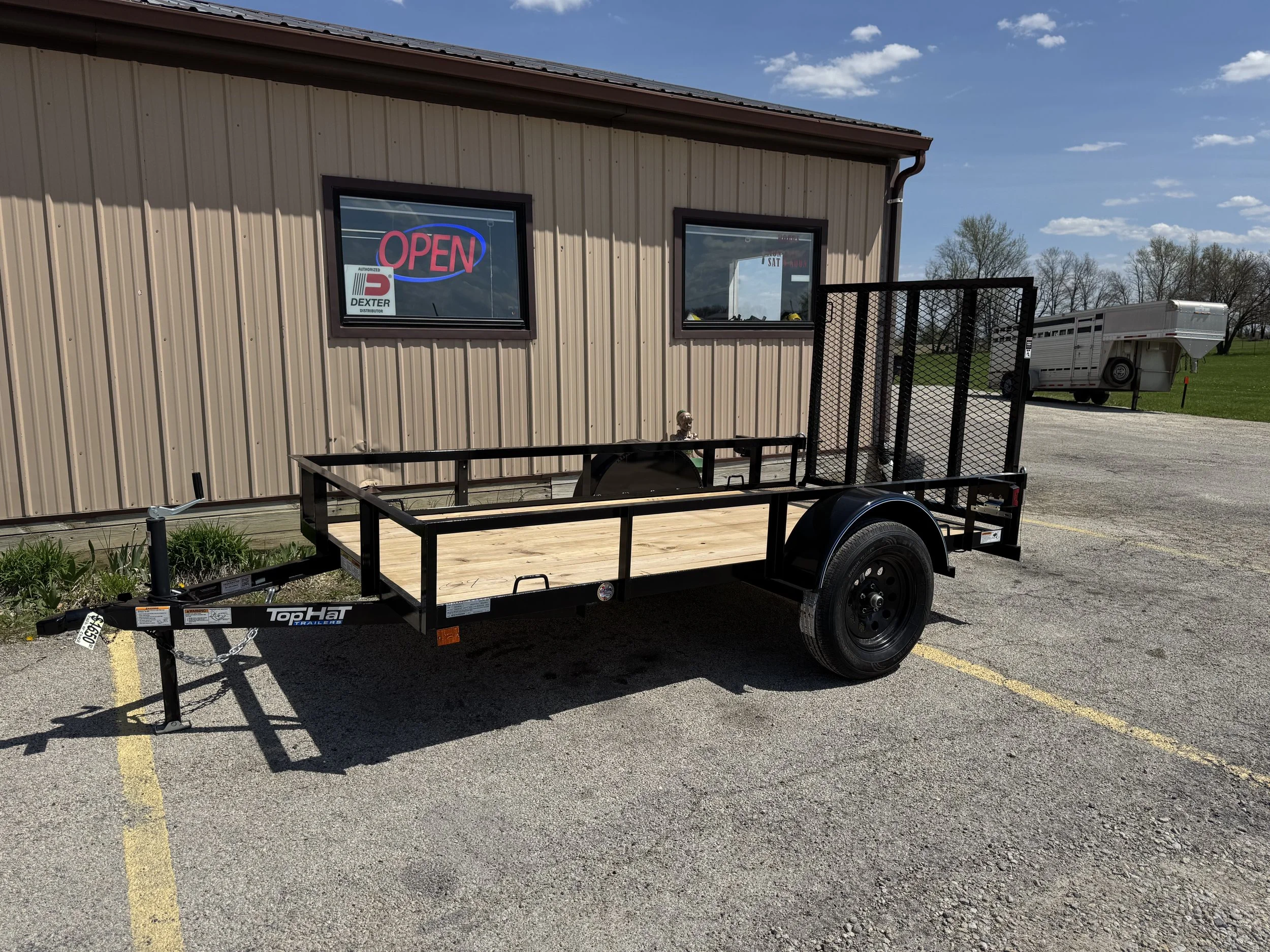 Top Hat 60”x10’