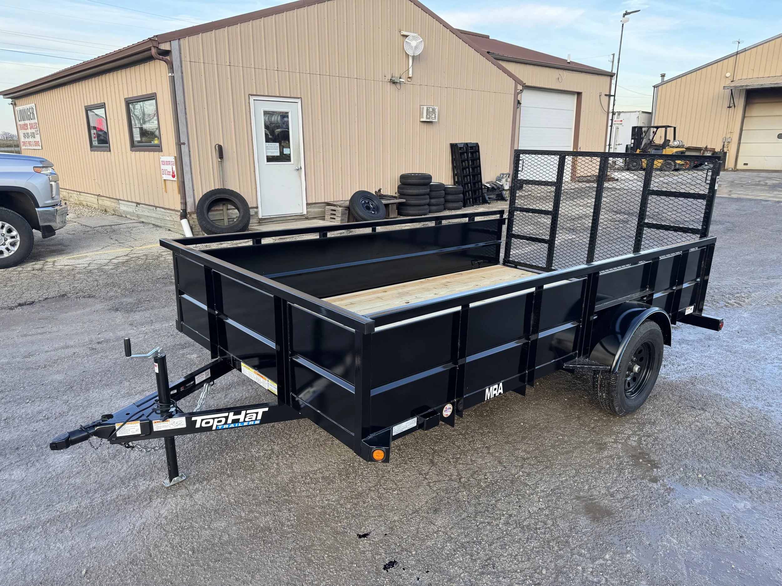 Top Hat 83” x 12’ (MRA) Mini Run About