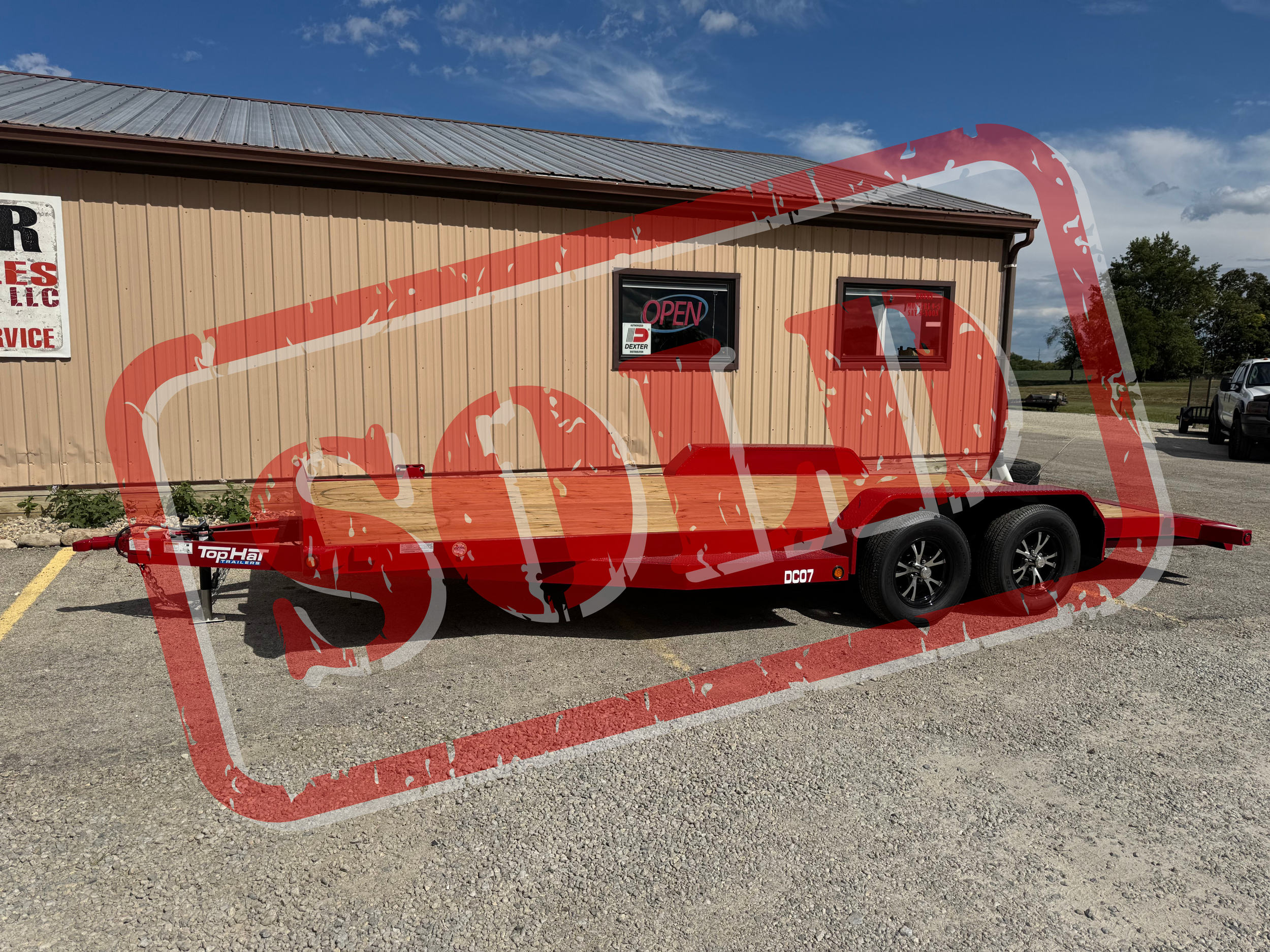 Top Hat 83”x20’ Deluxe Car Hauler.png