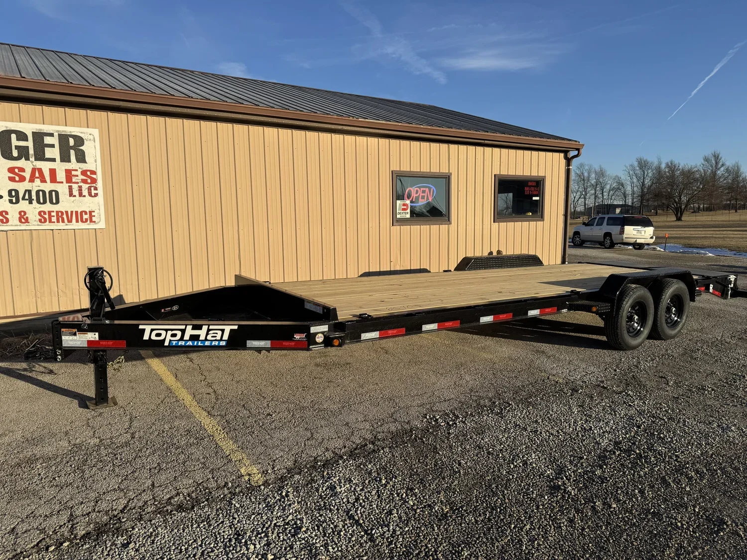 Top Hat 83”x24’ EB14, Jumbo Ramps 3'