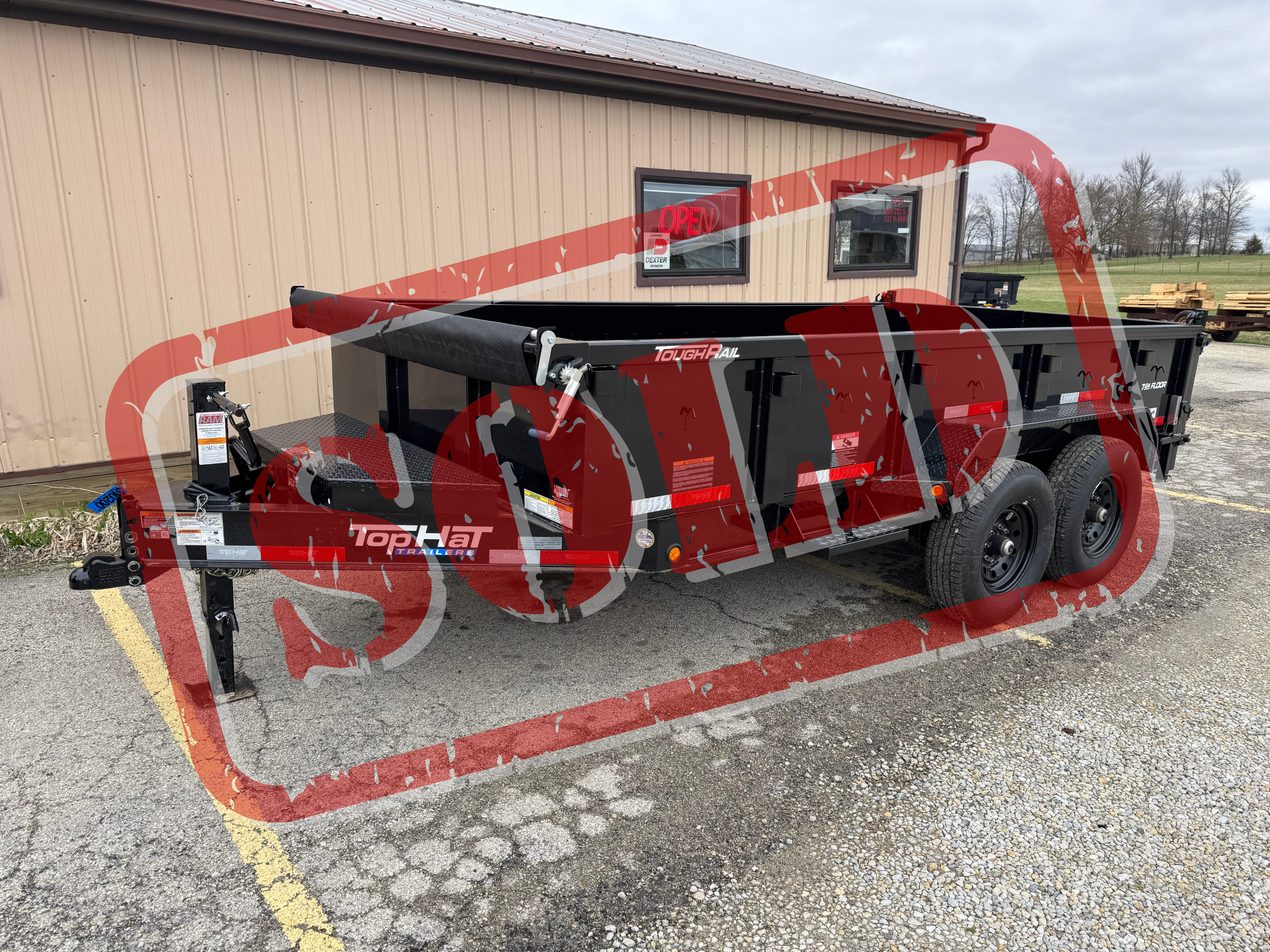 Top Hat 7’x14’ DX14.png