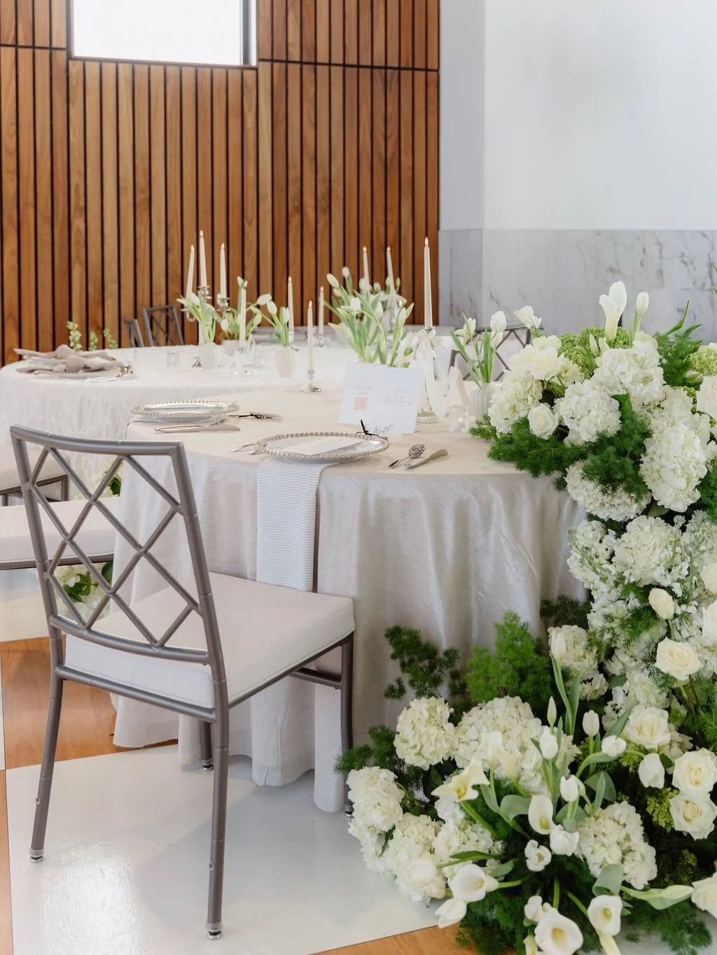 The prettiest details, captured in every still at 4ever at The 44. 🤍

@brittanykathleencreativeco 

#4everatthe44 #weddingvenue #the44venue #weddingexperience #northdakotawedding