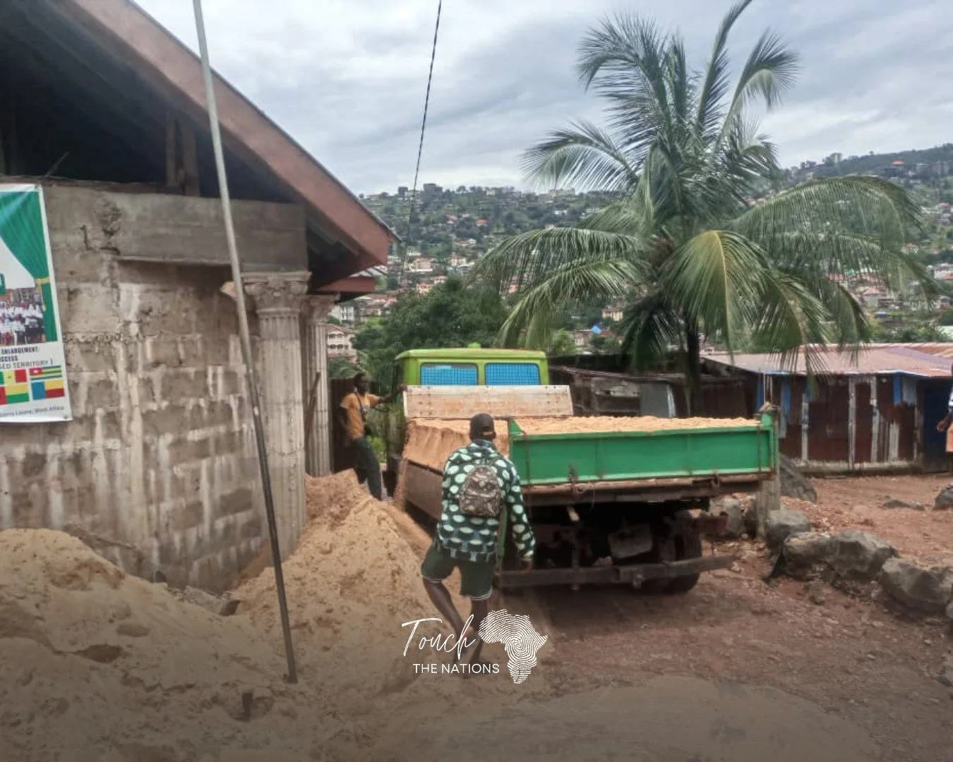 The multipurpose building in Sierra Leone is taking shape! 🧱

Construction has reached the plastering stage, bringing this vision one step closer to completion. This space will serve as a hub for education, leadership training, and community develop