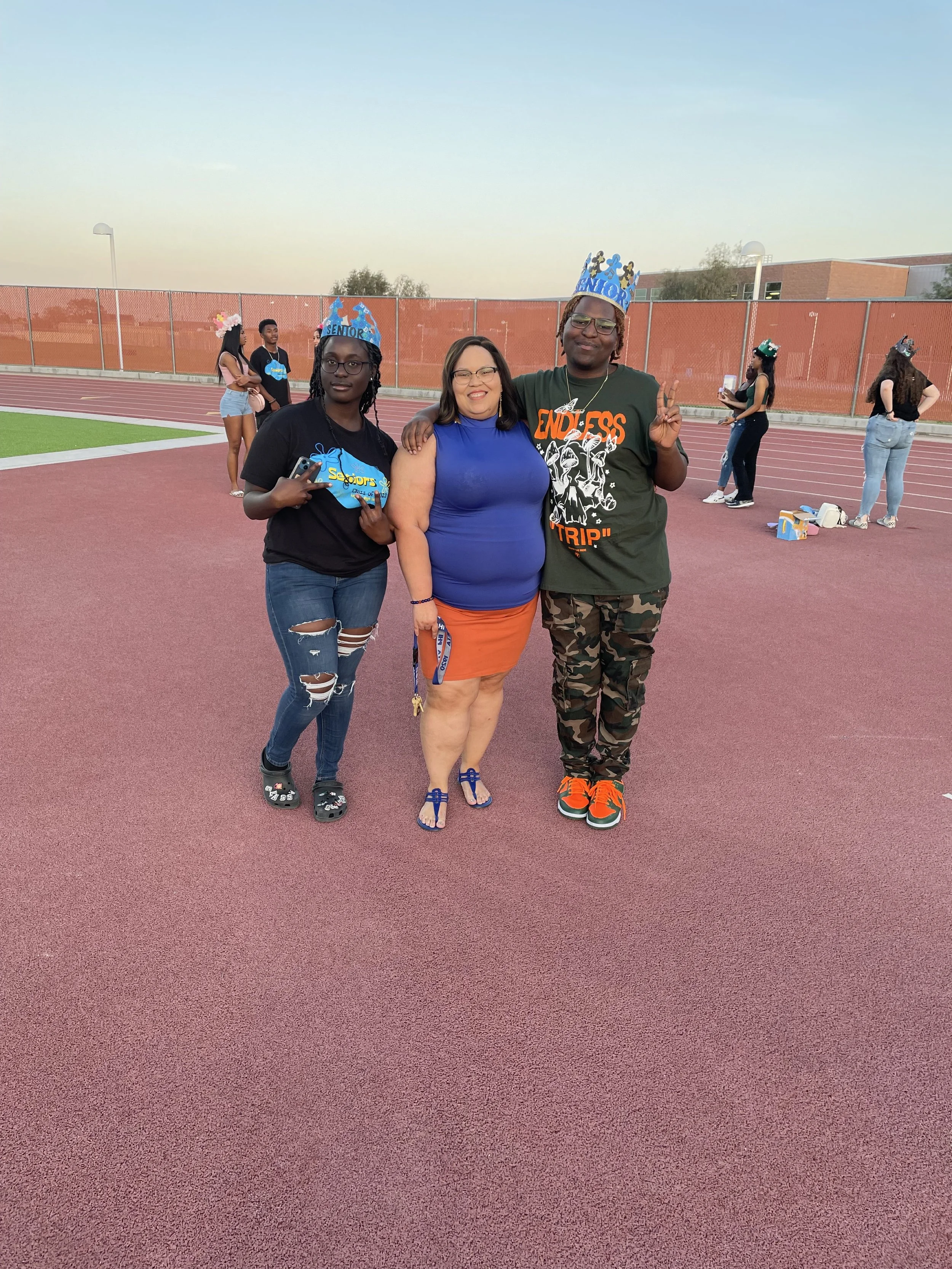 SeniorSunrise2023BSUkids.jpeg