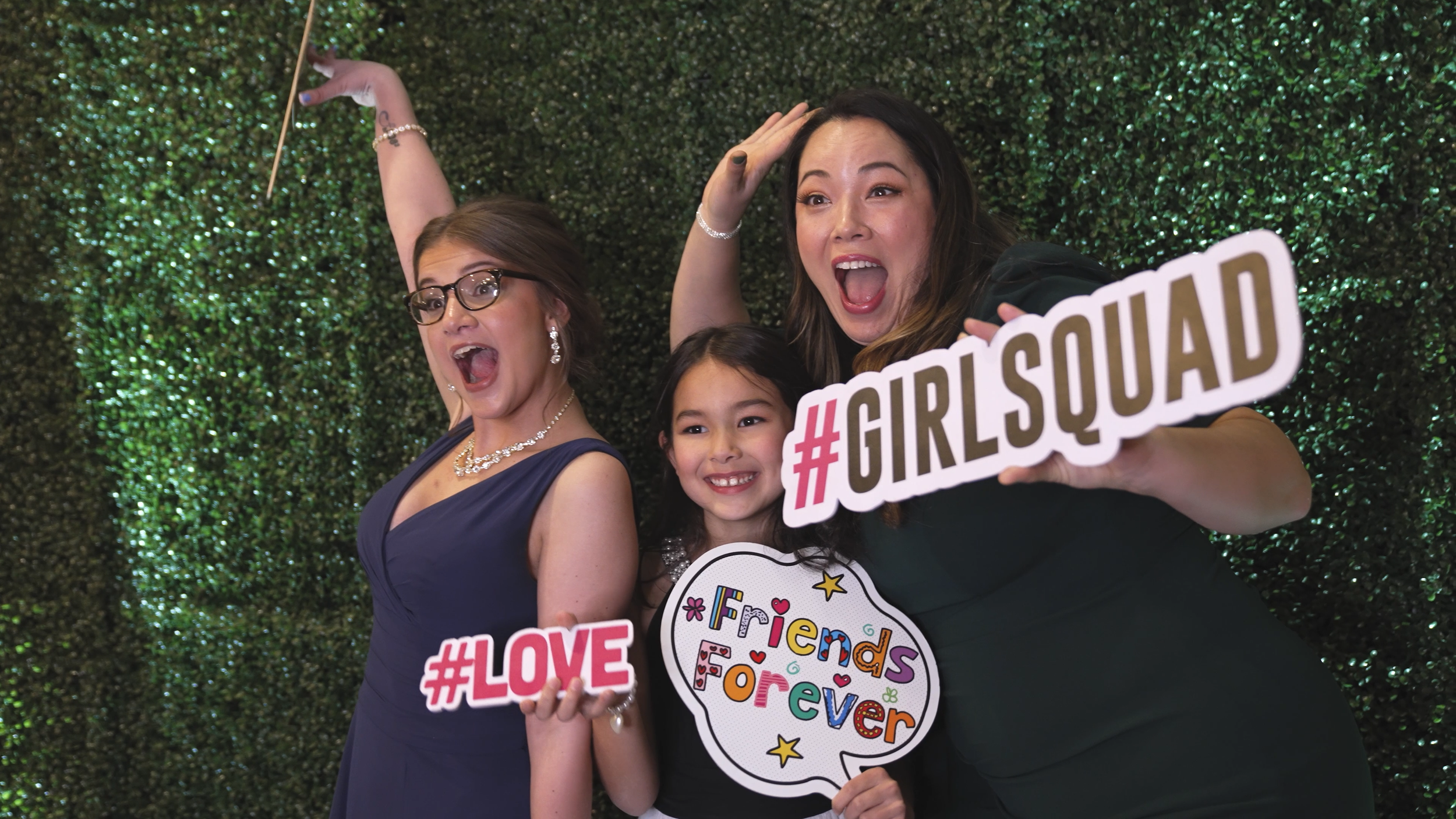 Wedding Stills.02_31_01_46.Still649.png