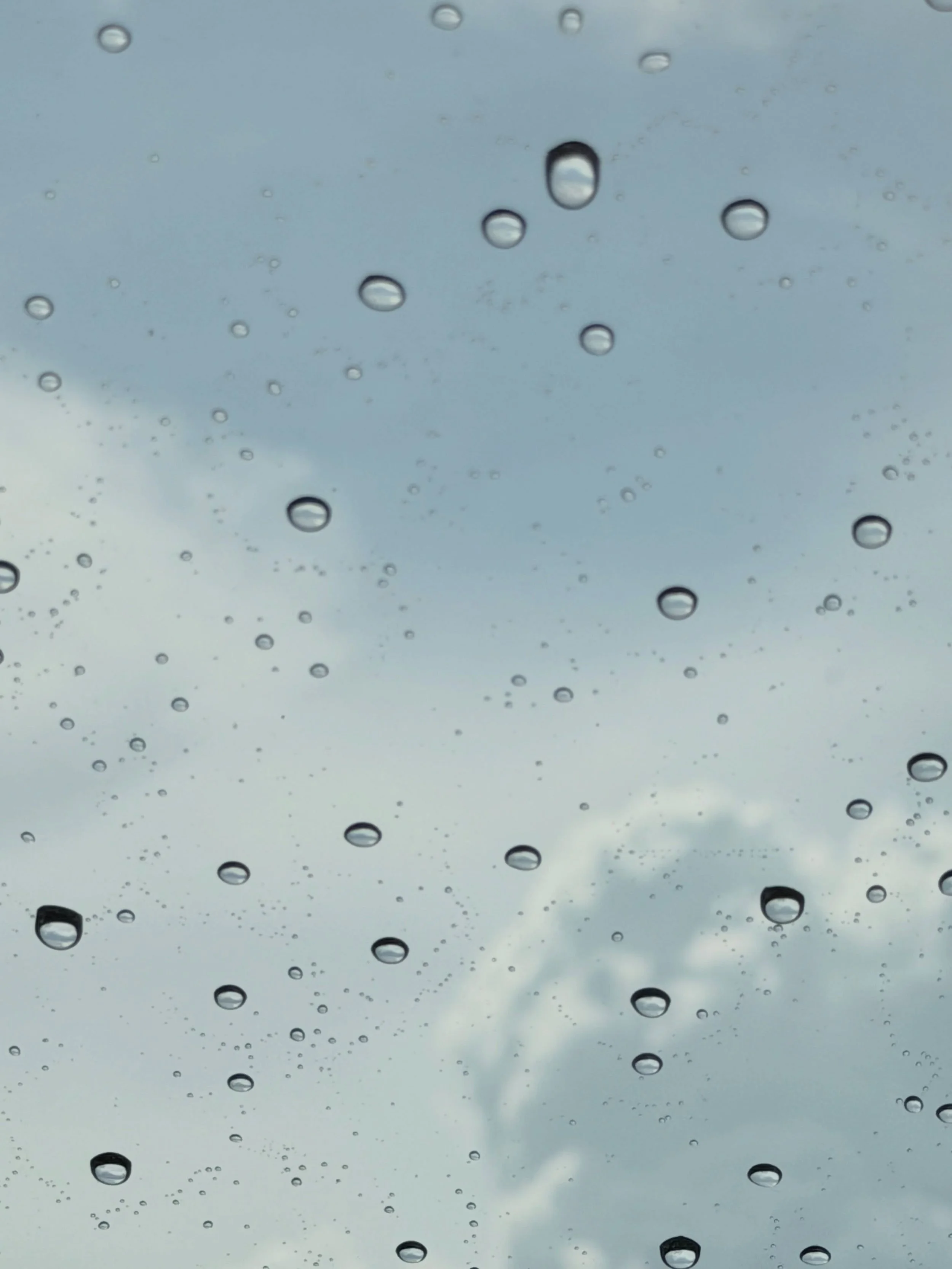 Rainy weekend vibes 🌧️💧