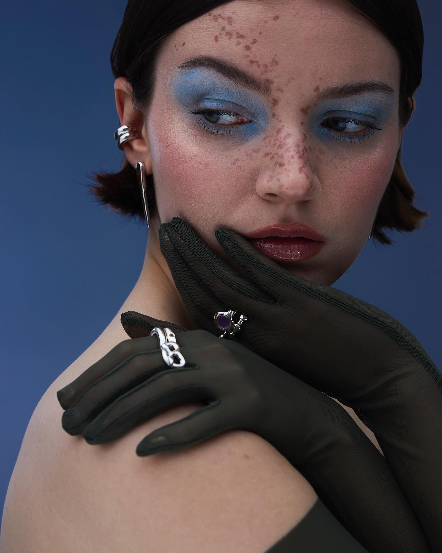 Delicacy🦚 by @____fem x @humankindmgmt for @dovapryce 

Photographer @florinepella 
Photo Assistant @marinedeclercqphotographie 
HMUA @karinepoirier_ x @humankindmgmt 
Fashion Stylist @marinesaussereau 🕊️
.
.
.
.
.
.
.
.
.
.
#fashionstyle #fashions