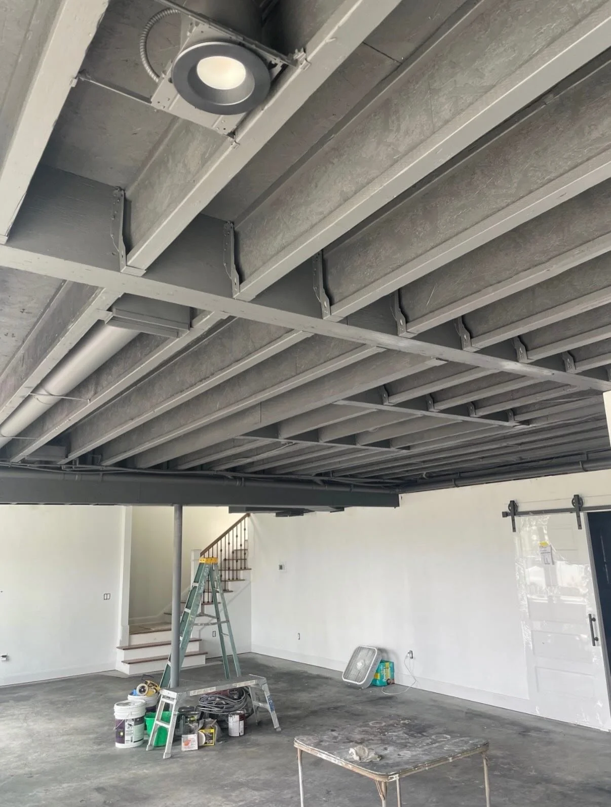 Happy Monday! Our team is doing such a great job on these interiors! We are thankful for a group of people that are hard working and care about what they do 👏🏻