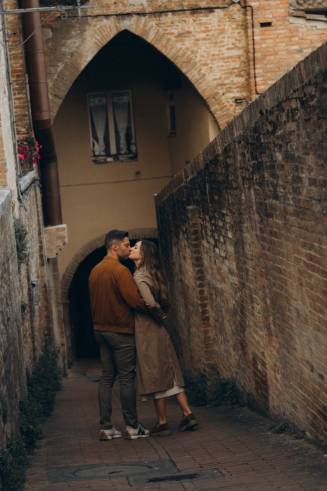 What to Wear for Your Photoshoot in Tuscany