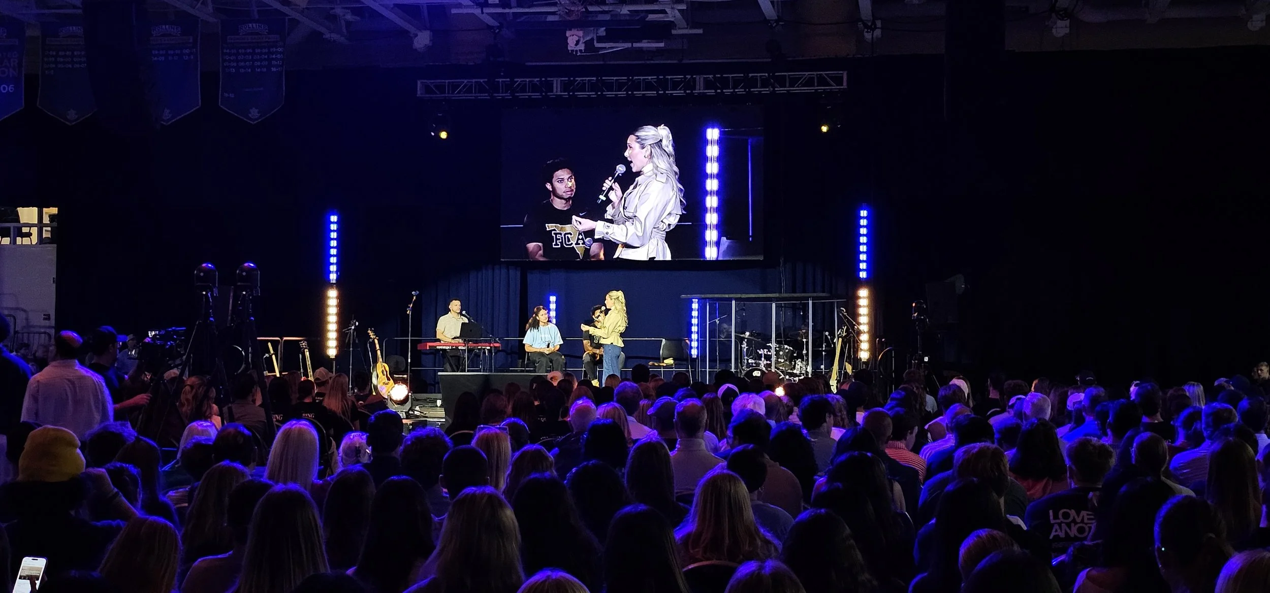 Fellowship of Christian Athletes | College Worship Program
