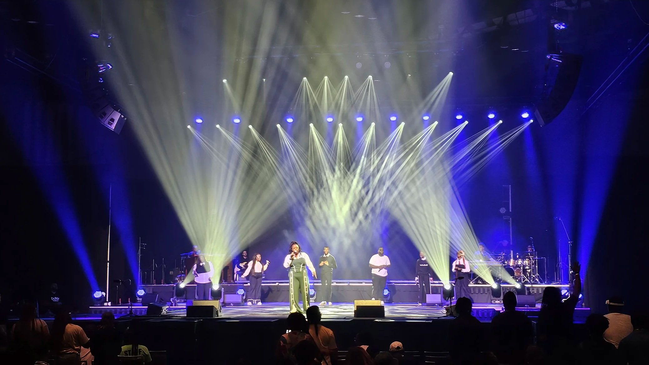 Fearless | Large Youth Church Conference AV
