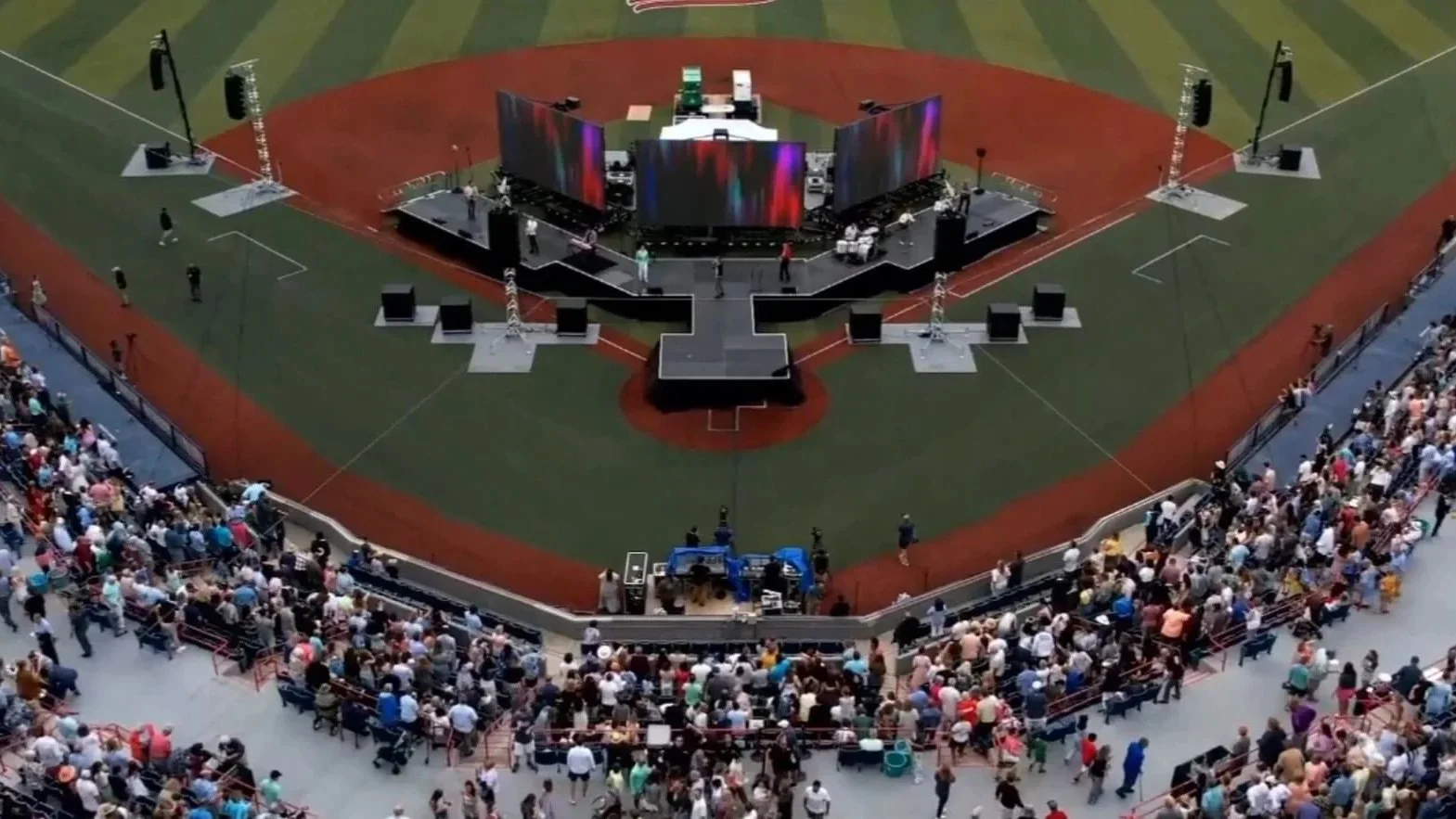 Church At Viera | Large Outdoor AV Production