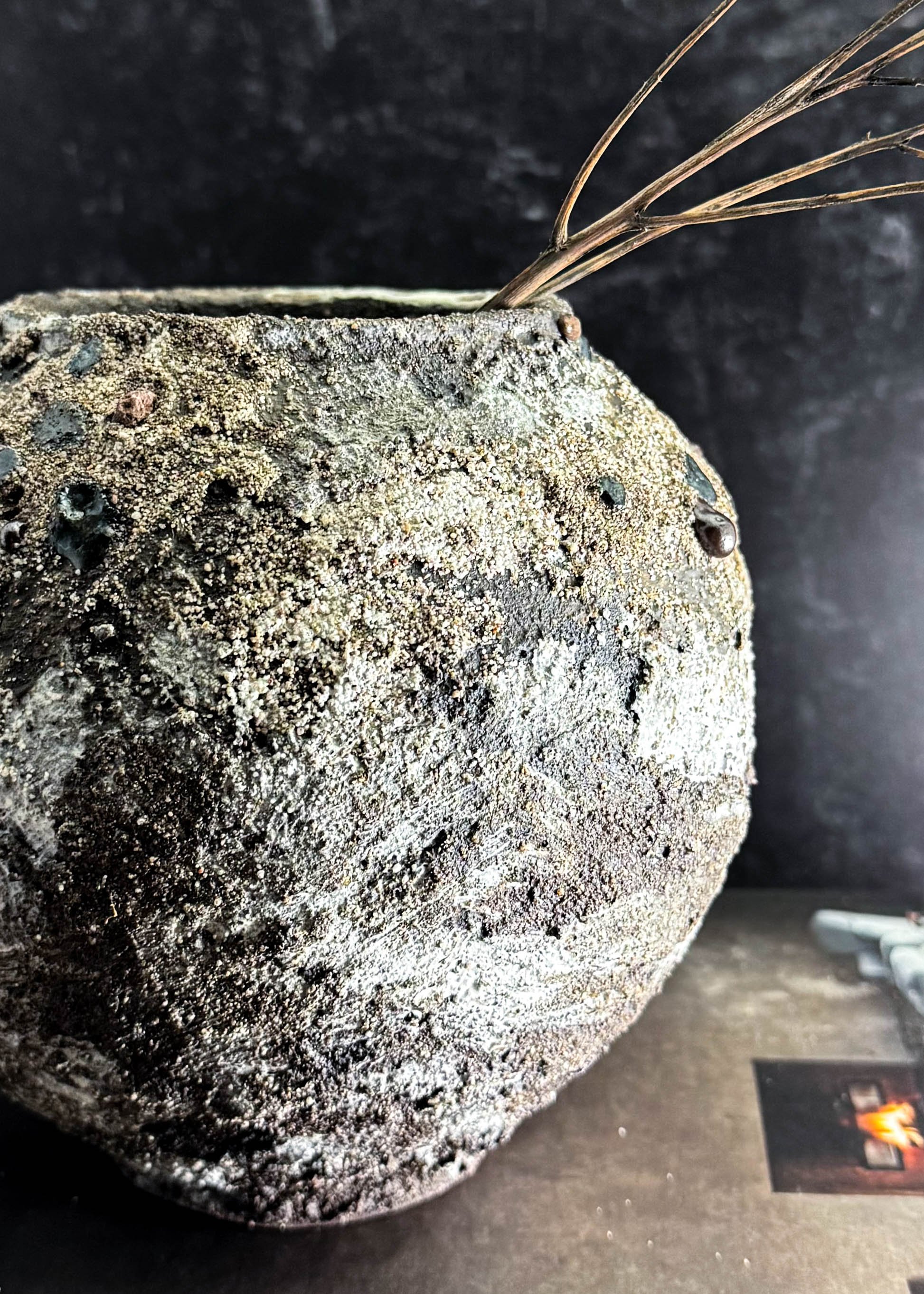 Large_Dark_LavaRock_Recrop-4.jpg