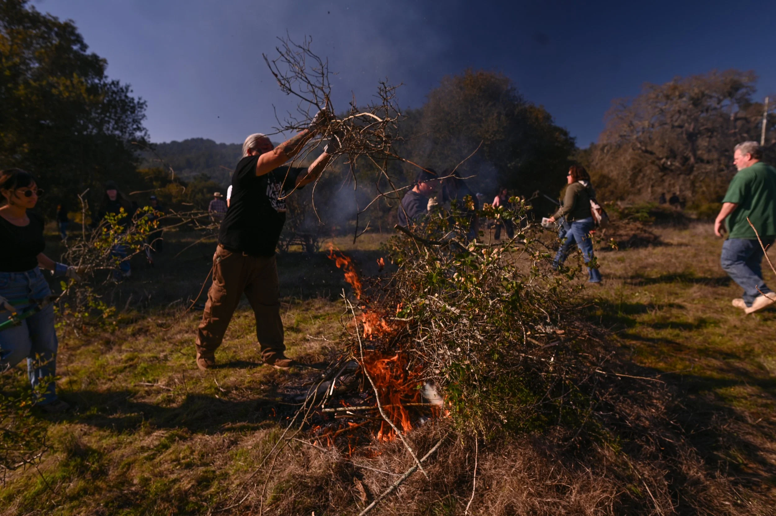 Muwekmah-Cultural-Burn_Marina-Luccioni-4863.jpg