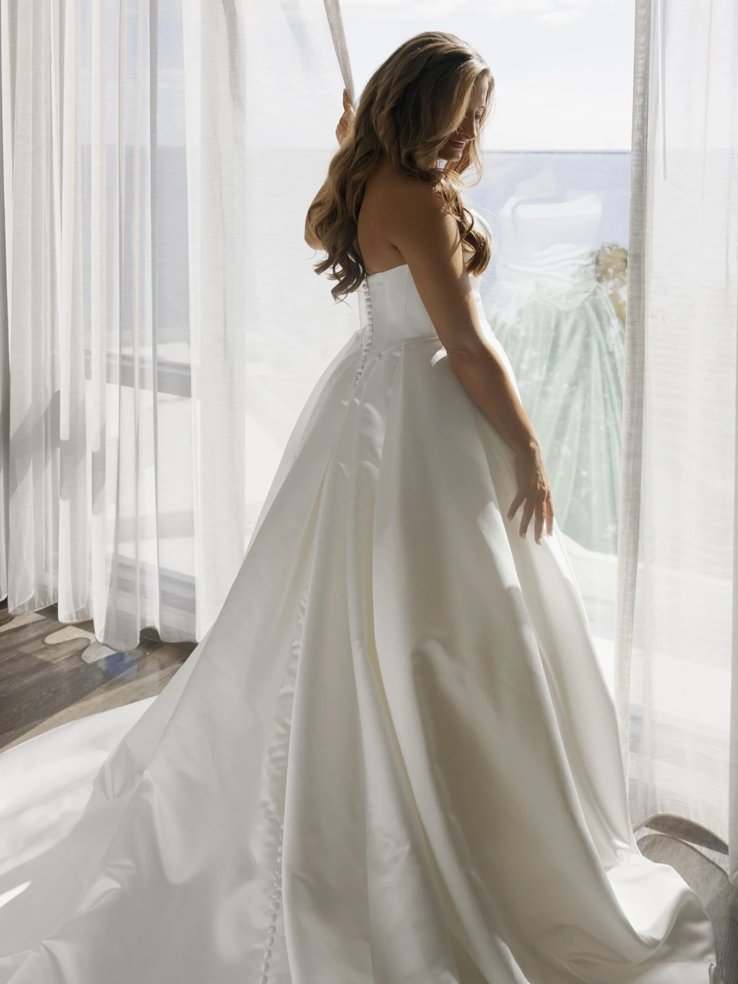 Macy 🕊️✨

Venue: @rustypelicantampa
Hotel: @currenttampa 
Wedding Coordinator: @theeventsocietyco
Content Creation: @theeventsocietyco
Photography: @rabecca_cruz_photography
Florist: @gemmafloralweddings
DJ: @tbdjco
@djcorybarron
Makeup &amp; Hair: 