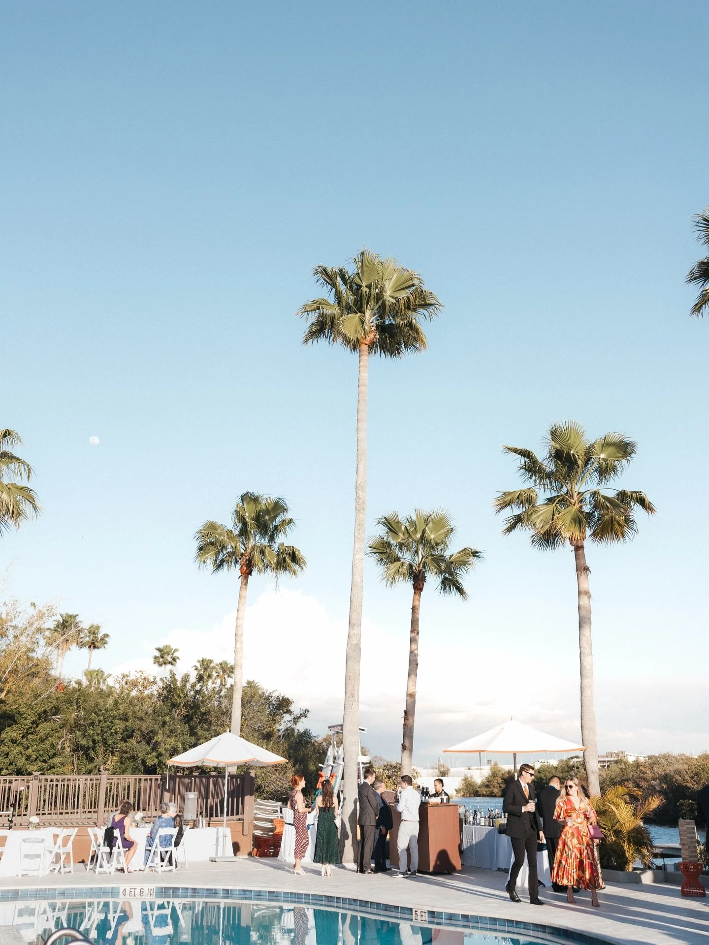 The kind of cocktail hour guests never want to leave🍸🌴

Planner @theeventsocietyco
Venue @grandhyatttampabay
Photo @marylikensphotography
Floral @Ic.floraldesign
Linen @fancythatlinens
DJ @graingertainment
Hair @designsbychanel
Makeup @hairandmakeu