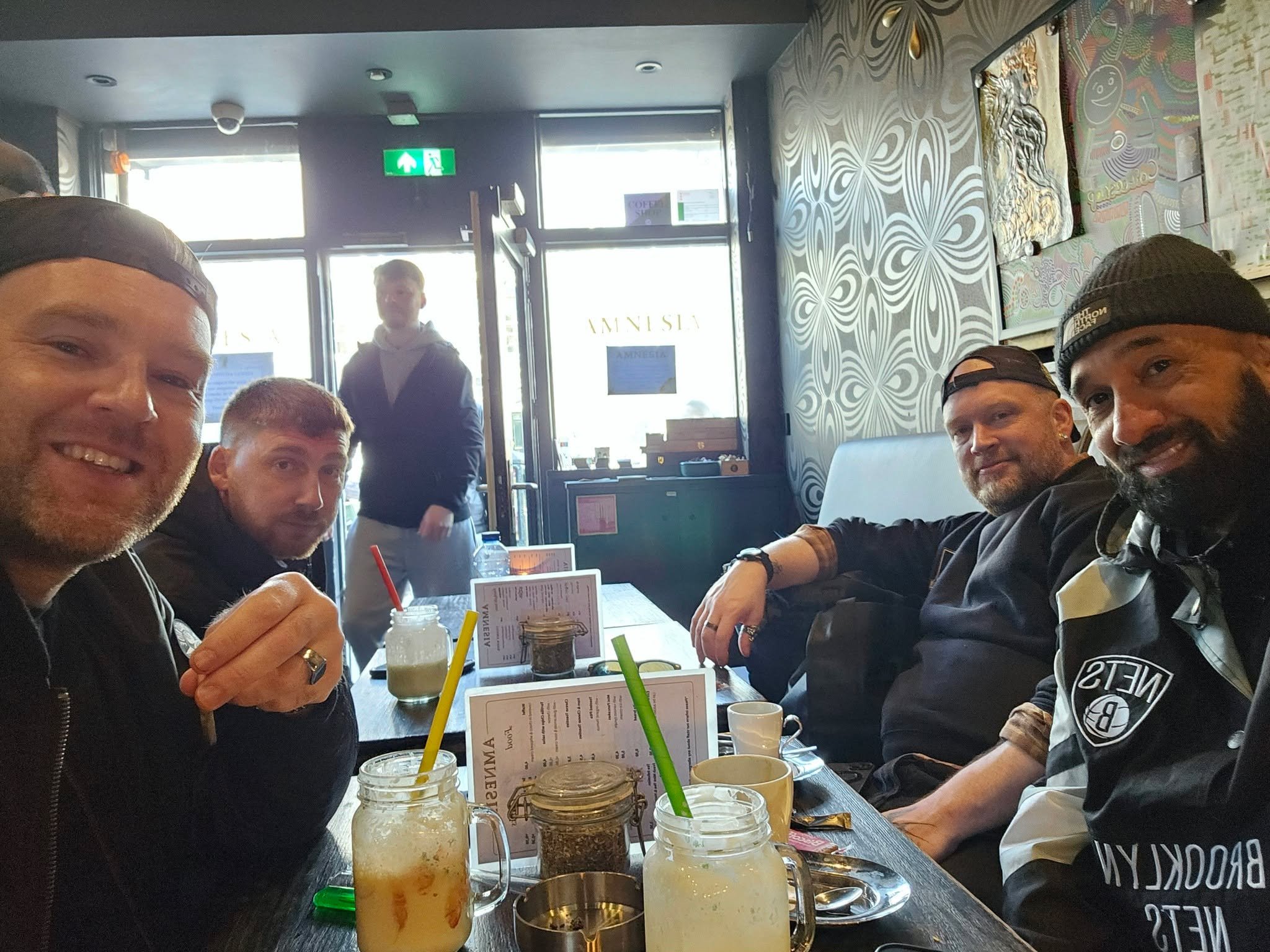 Milkshakes bring the boyz to the yard #DAM26