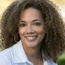 Headshot of Nicole Kim