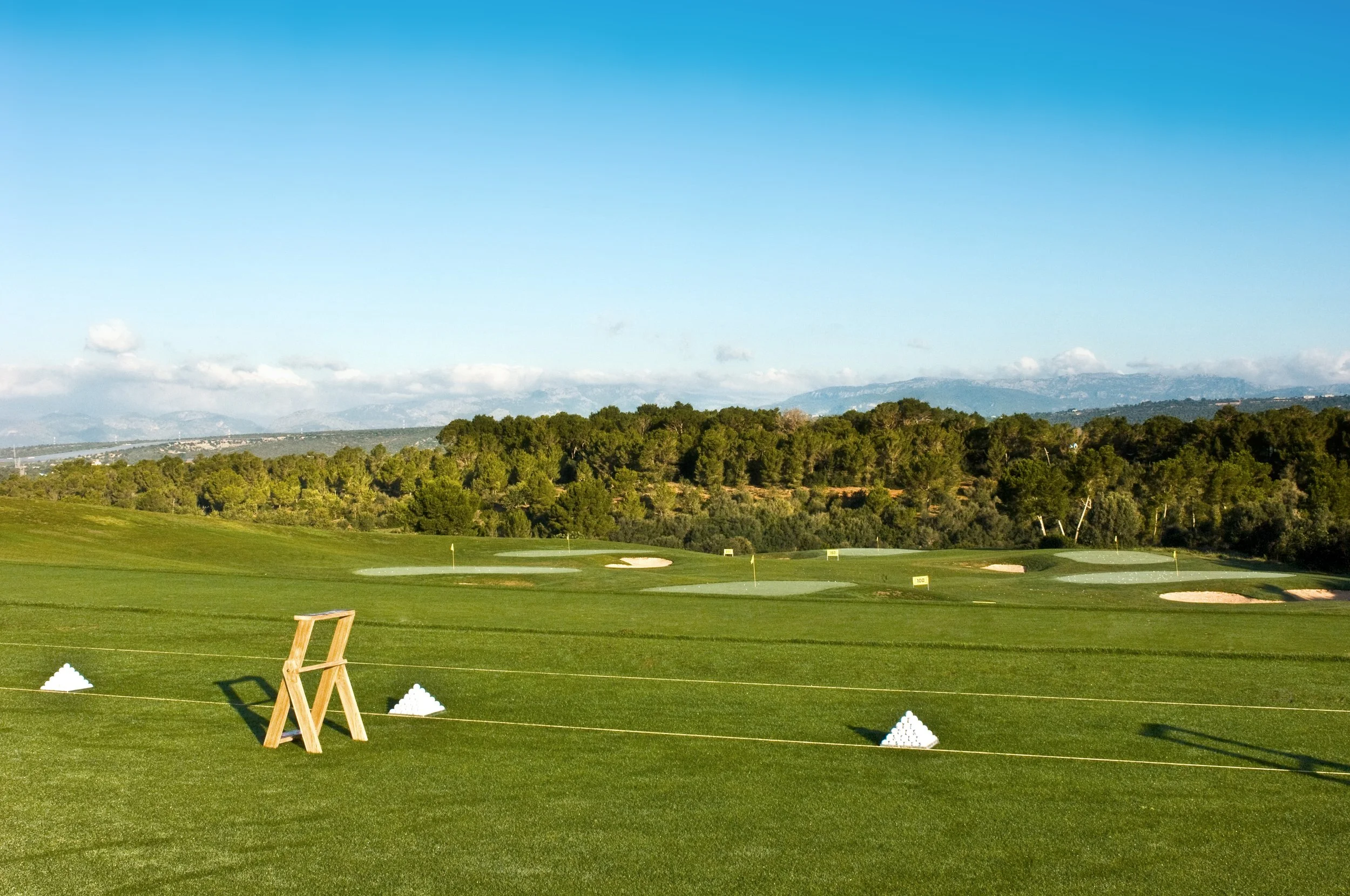 son-gual-golf-mallorca-course1-driving-range-high-res.jpg