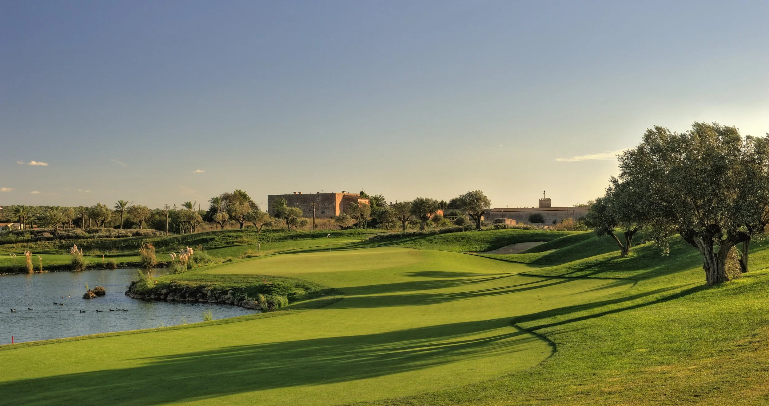 son-gual-golf-mallorca-course1-hole5-high-res.jpg