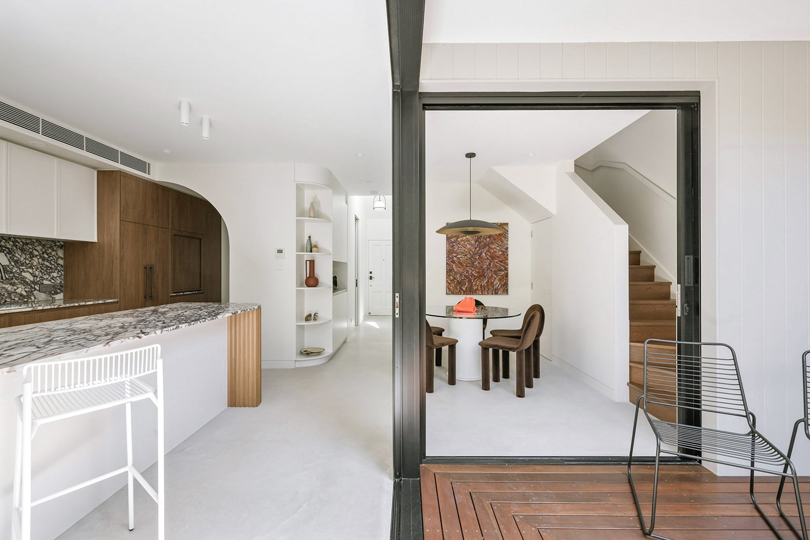 SPACES_ONAJANZEN127.jpg